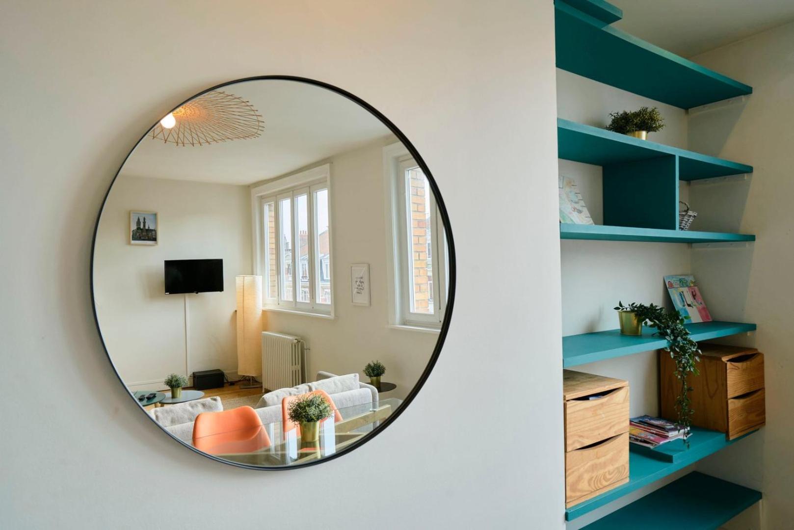 Apartment Hypercentre-2 Bedrooms Very Bright + Parking