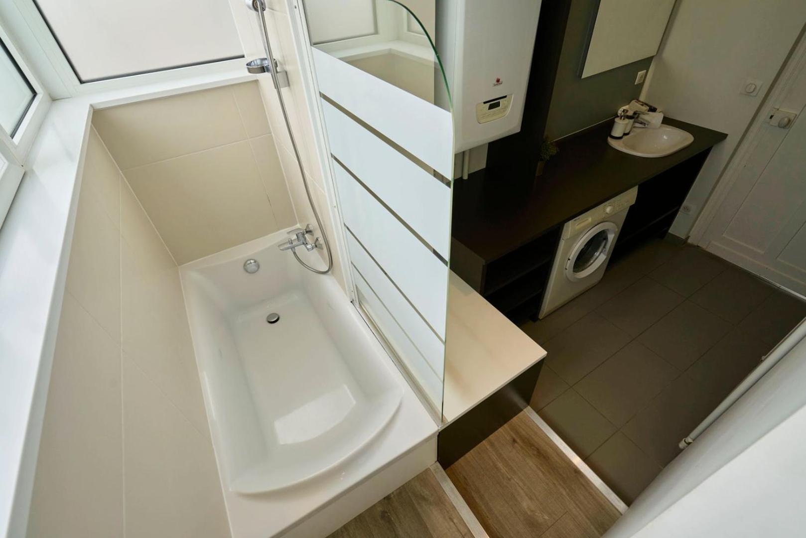 Apartment Hypercentre-2 Bedrooms Very Bright + Parking Lille
