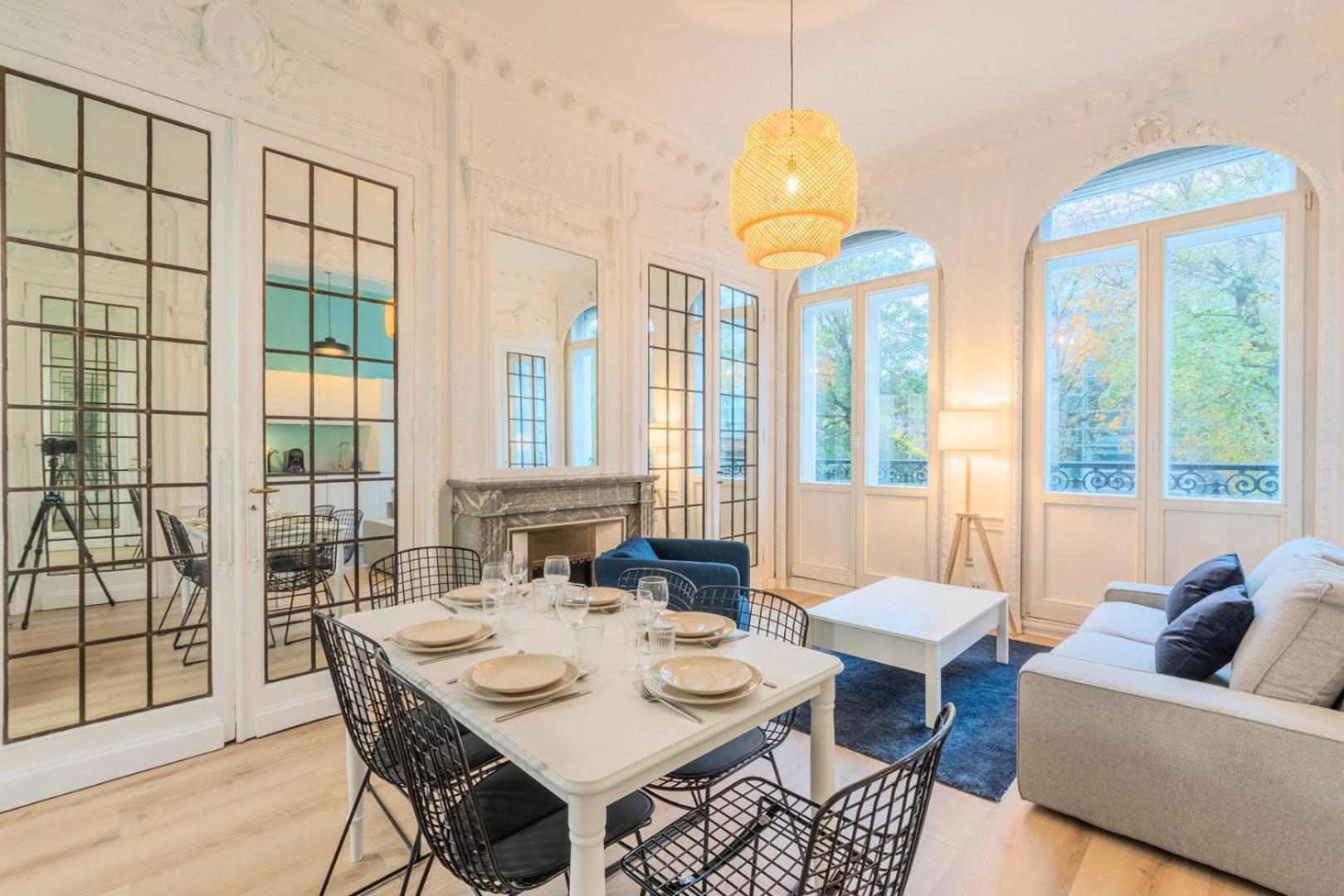 3 Bedroom Duplex Apartment, Center Apartment