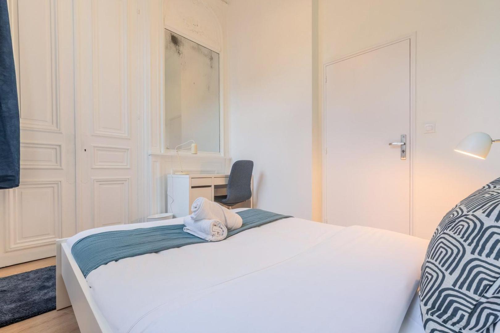 Apartment 3 Bedroom Duplex Apartment, Center *