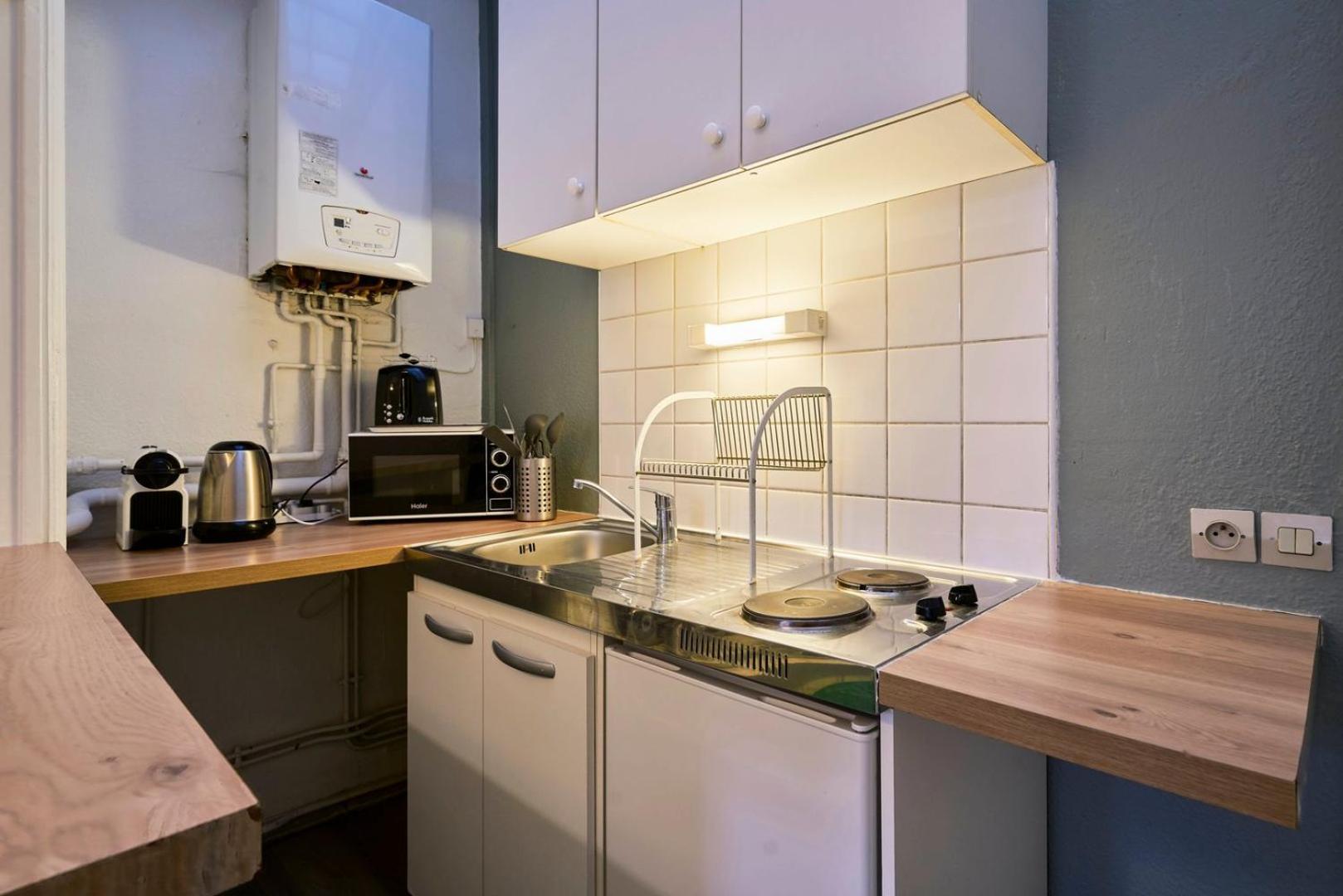 Apartment Centre - Large Functional