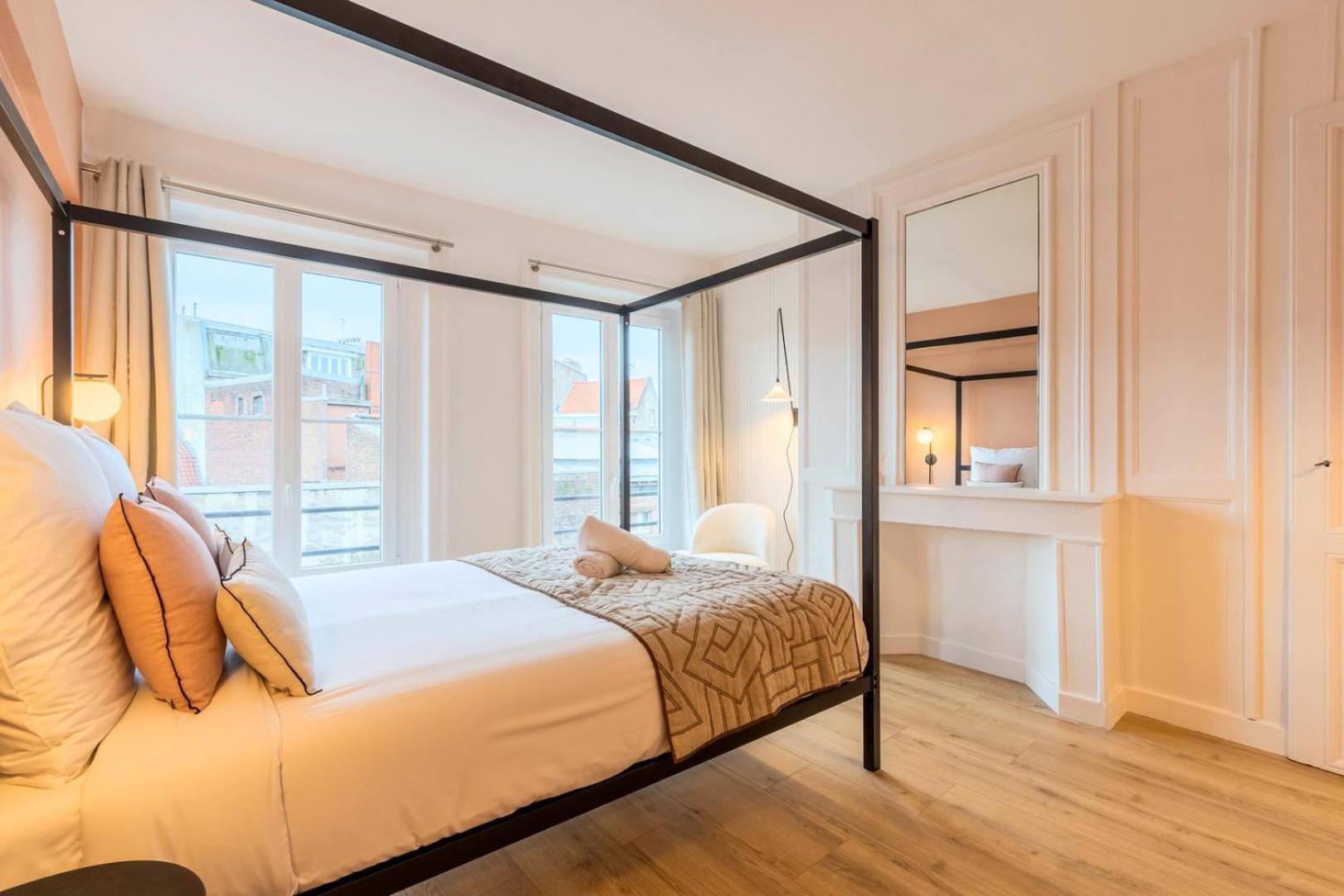 3 Bedroom On The Grand Place Apartment *