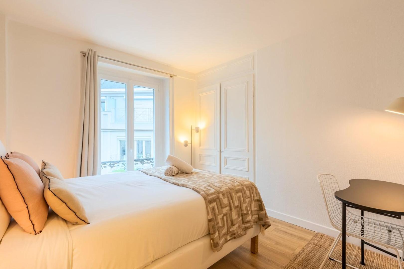3 Bedroom On The Grand Place Apartment