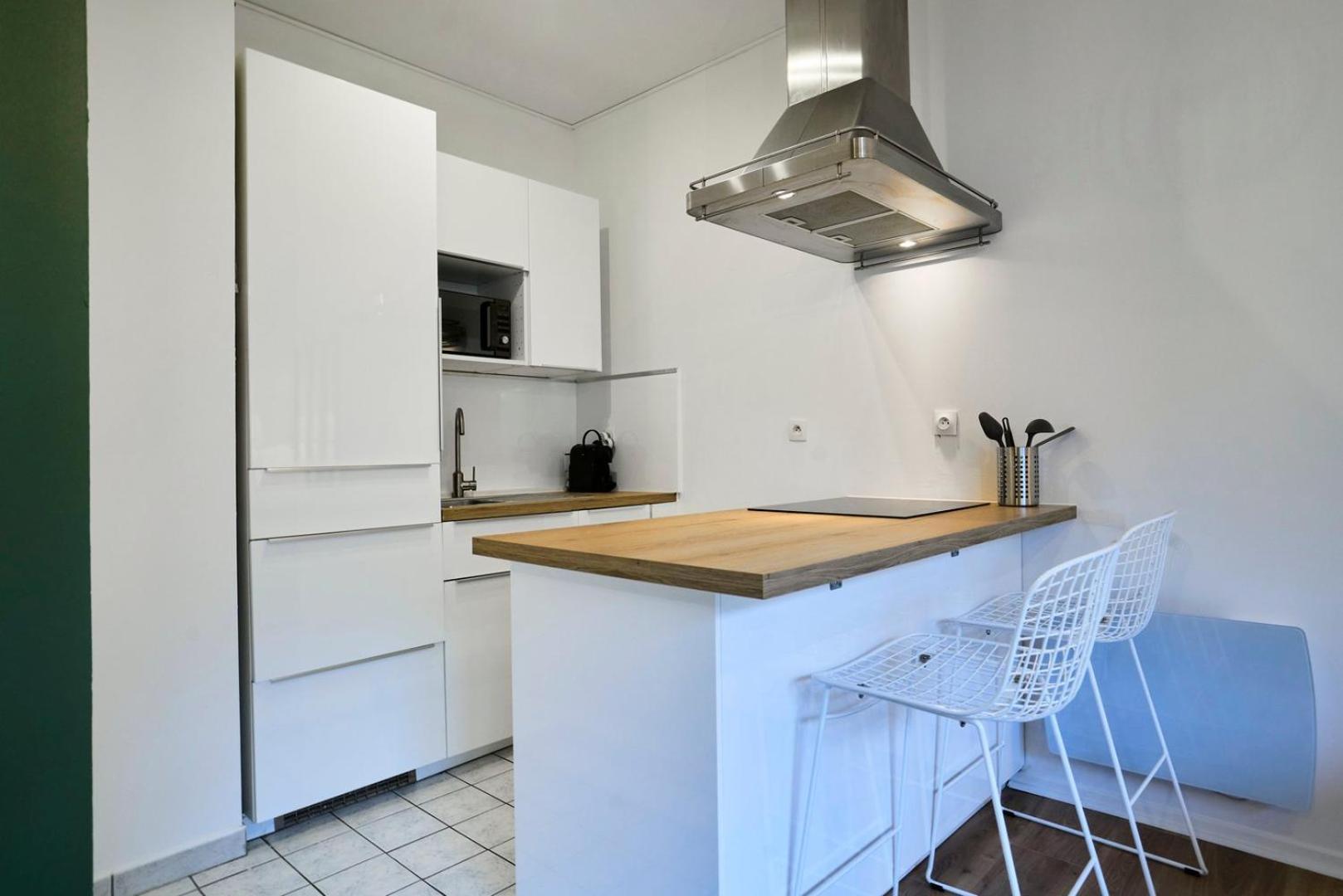 Apartment One Bedroom Near Metro, With Parking