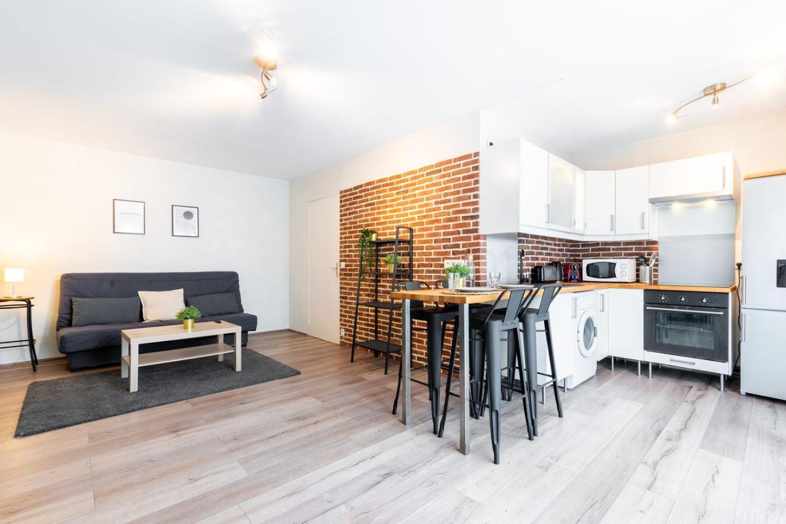 Fully-equipped Near The Center Of