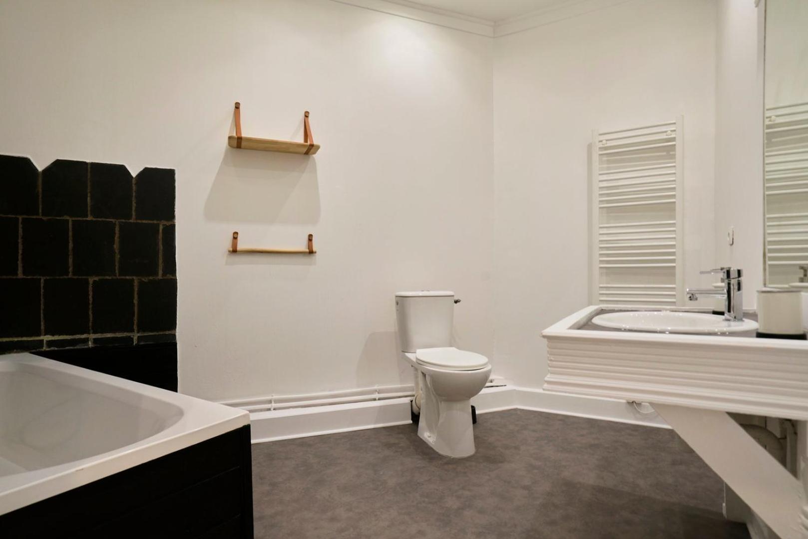 Old Lille: Charming Renovated Apartment *