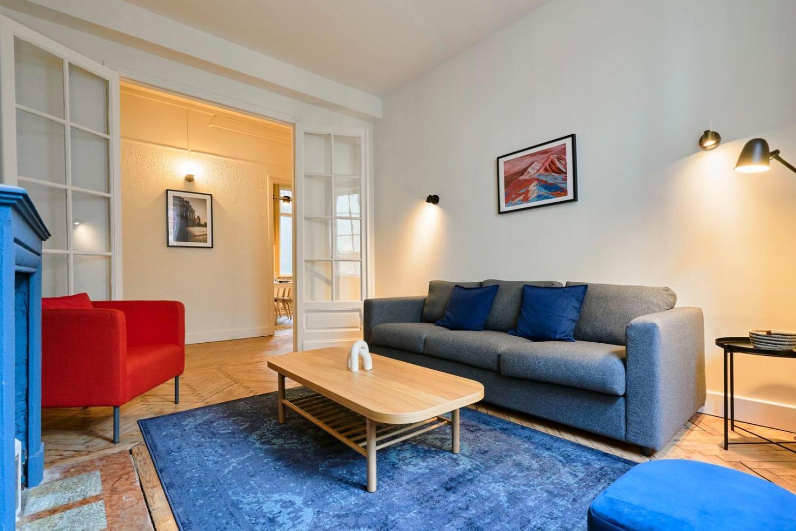 3 Bedroom Apartment, Close To Amenities *