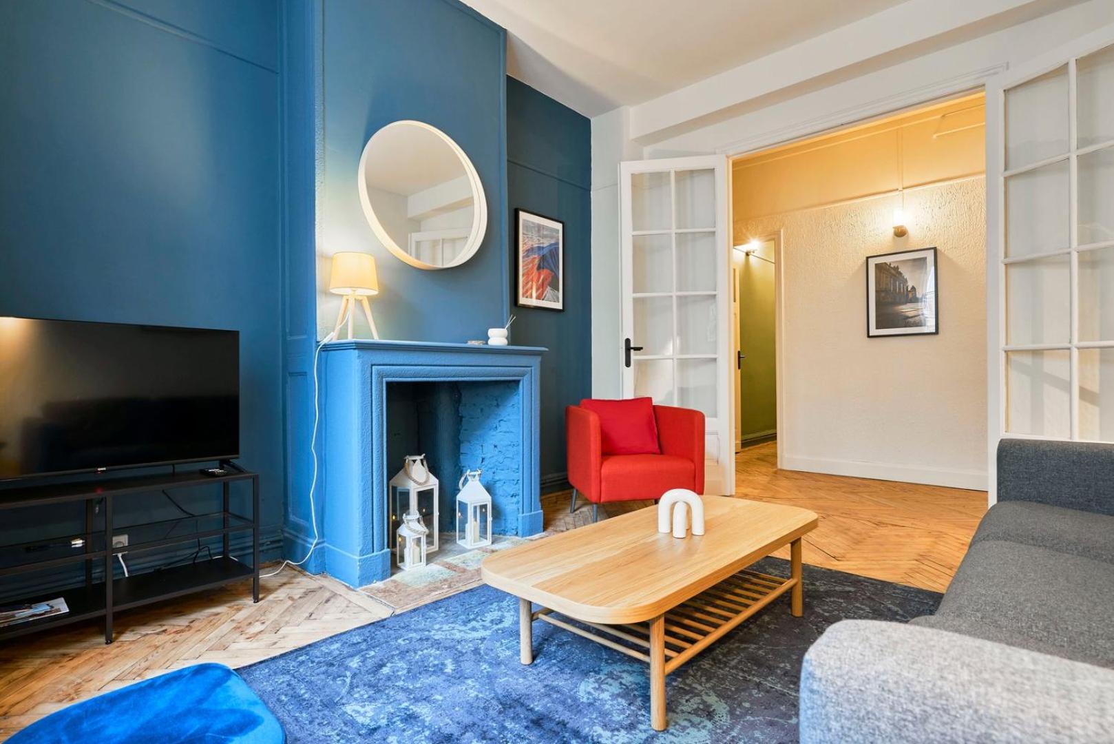 3 Bedroom Apartment, Close To Amenities *