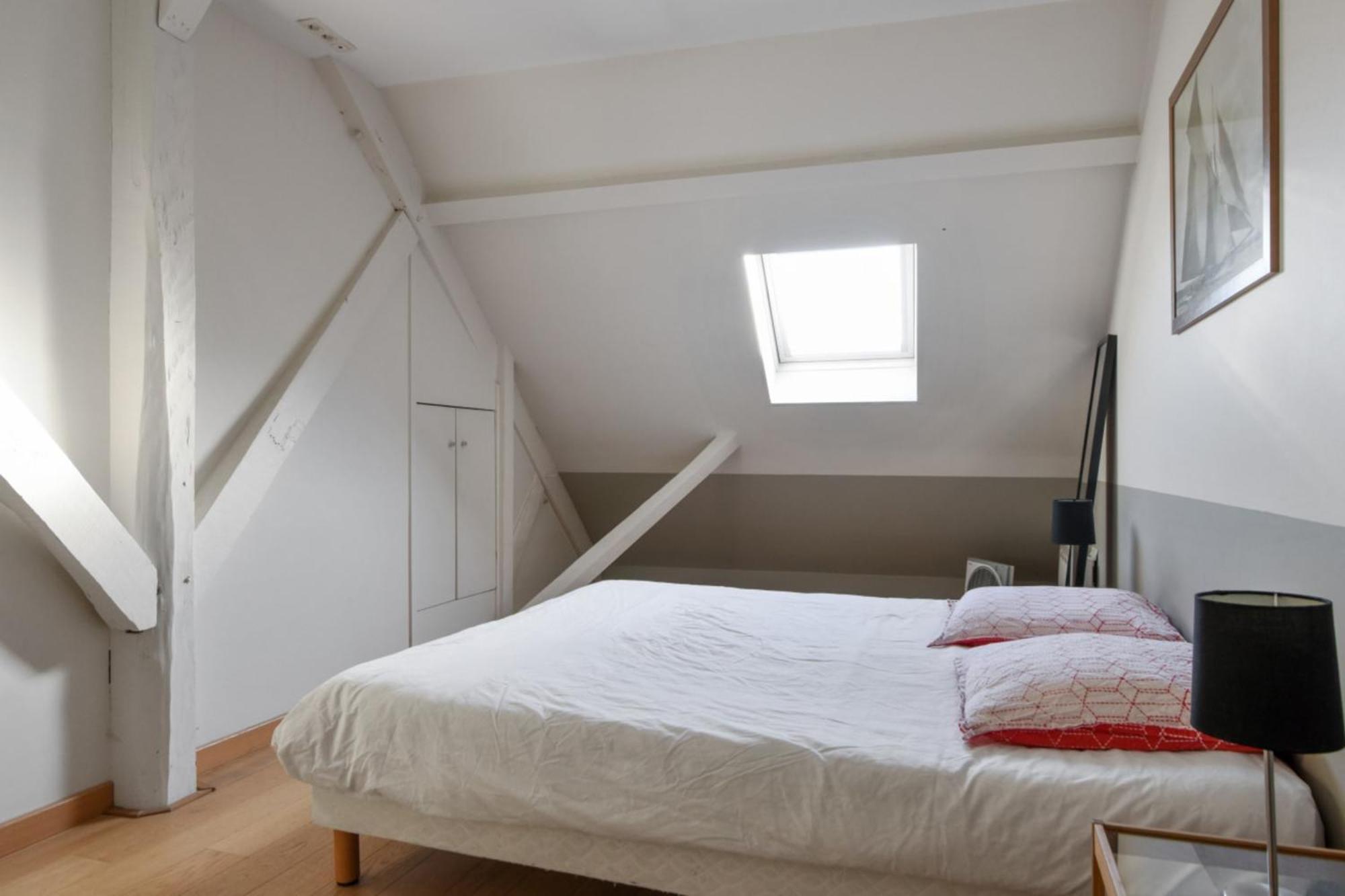 Charming Flat At The Heart Of Old - Welkeys Apartment