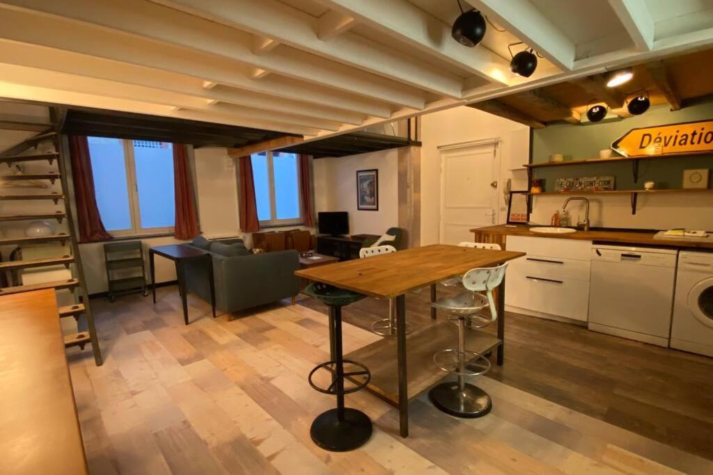 Vaste T2 Duplex Beaux Arts - Renaud * Lille