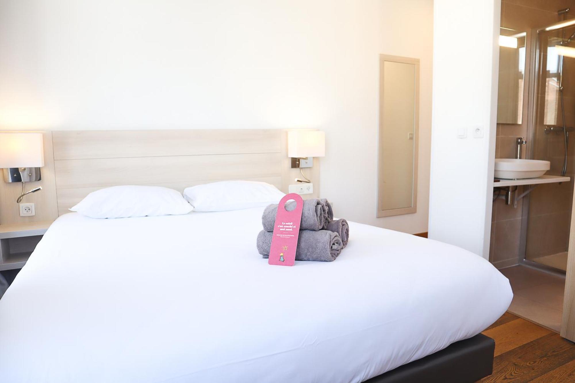Ambassadeur Hotel