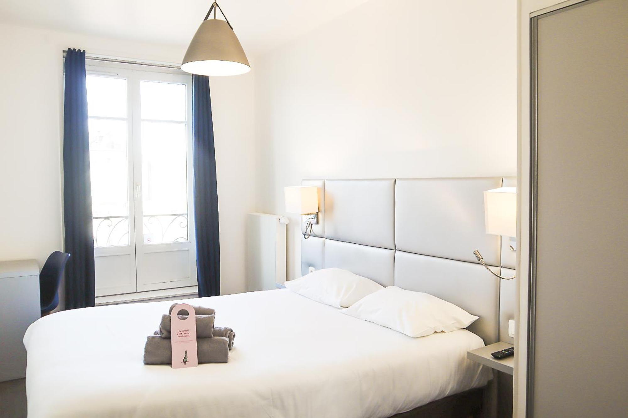 Ambassadeur Hotel