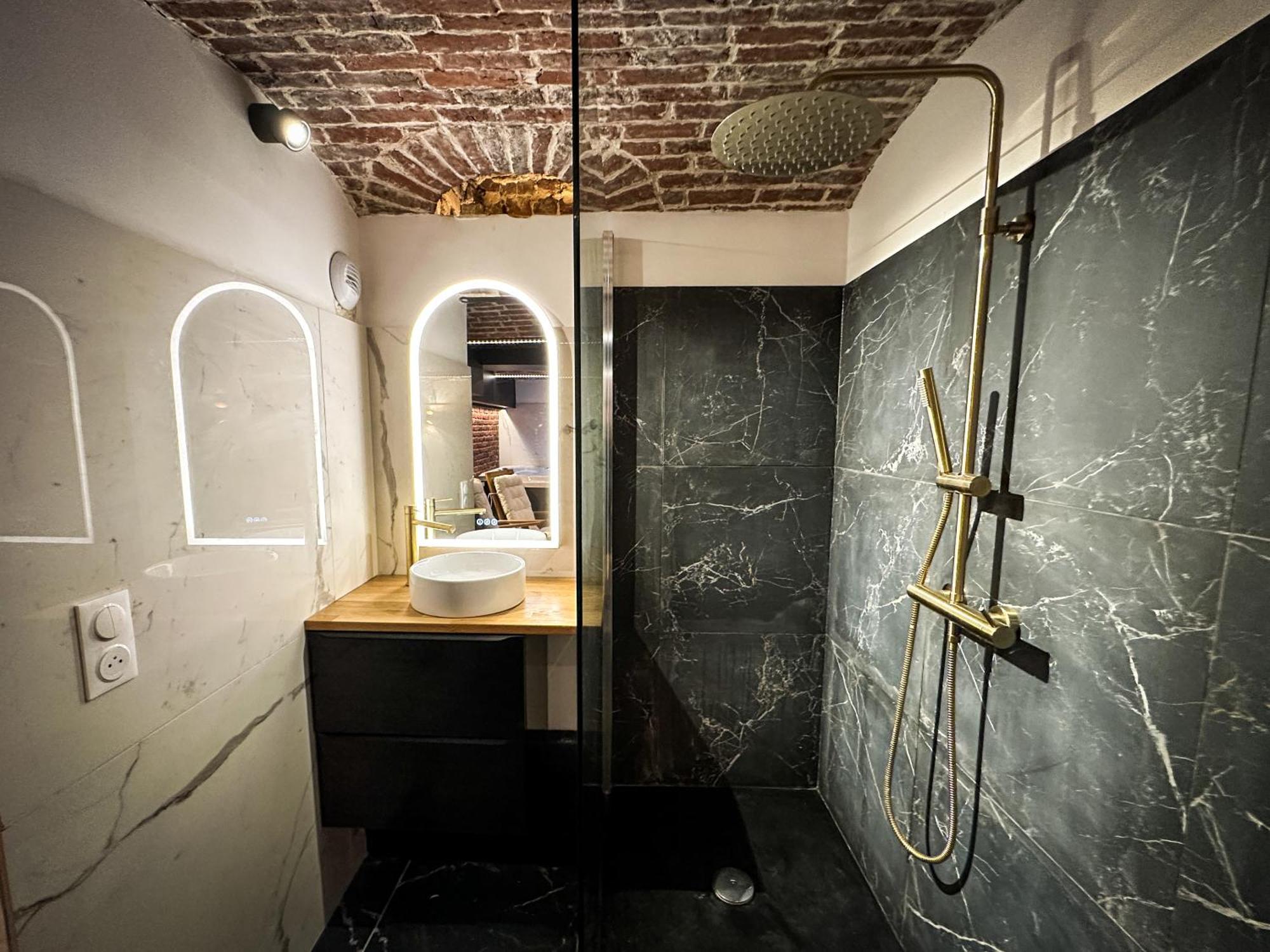 Le Bijou - Appartement, Sauna Et Jacuzzi - *
