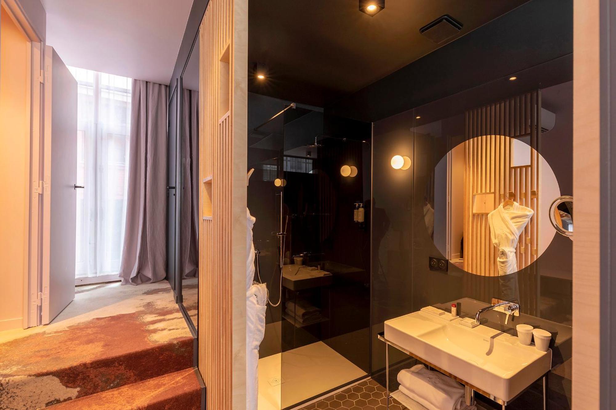 Clarance 5* Lille