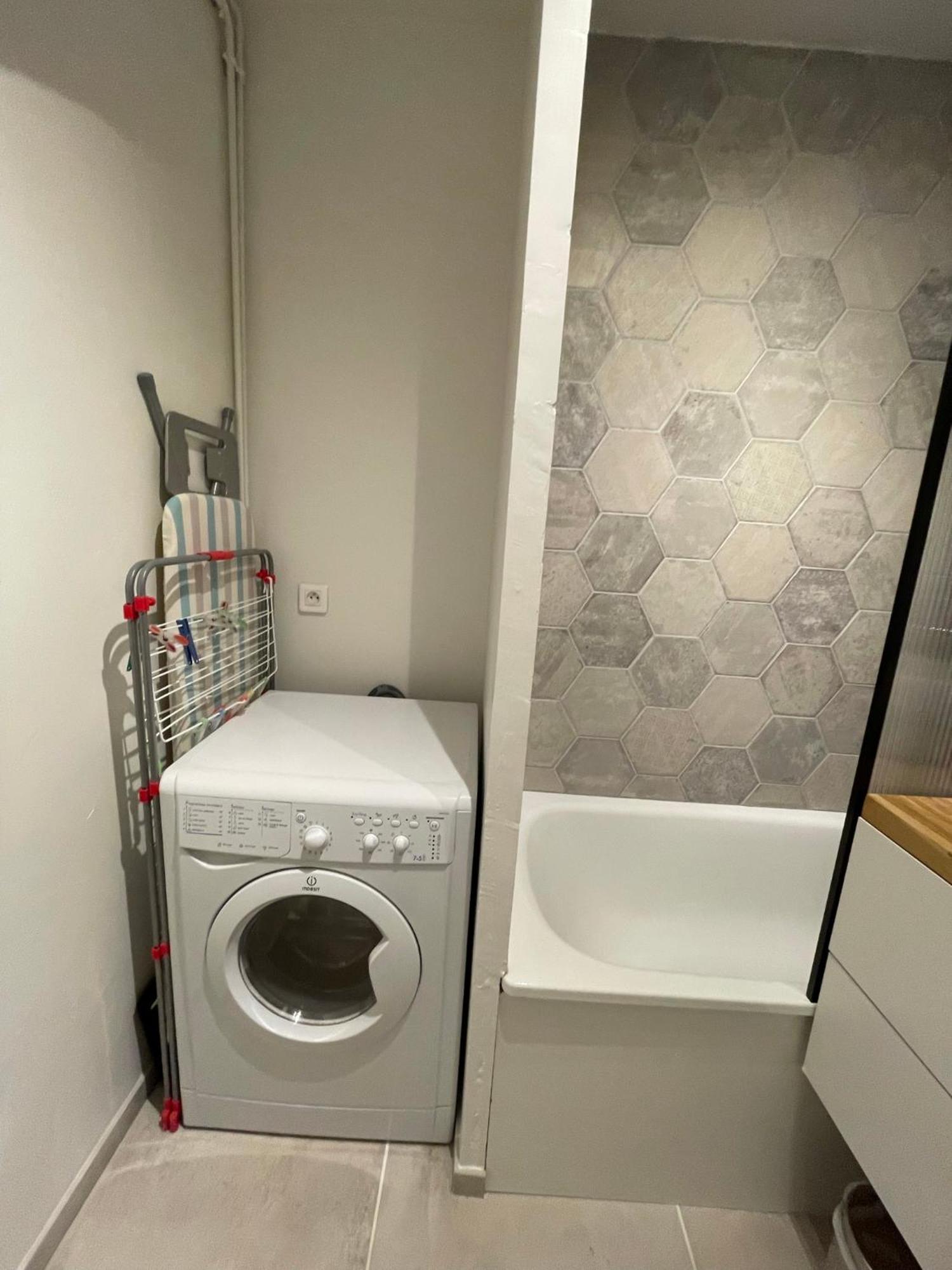 Superbe T2 Avec Parking, 10min Du Centre De Apartment *