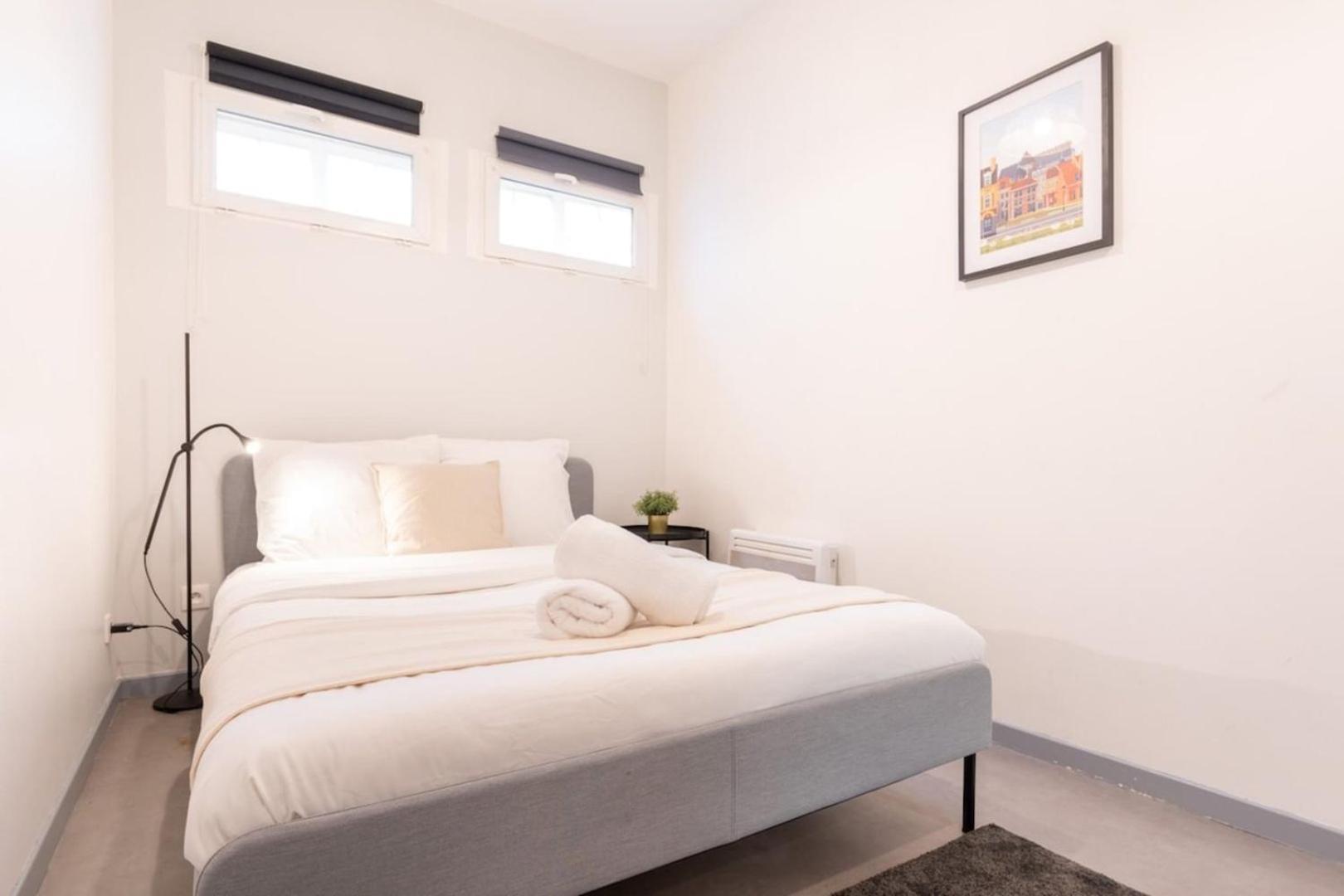 Apartment Center - 4 Bedroom Duplex Apartment! Lille