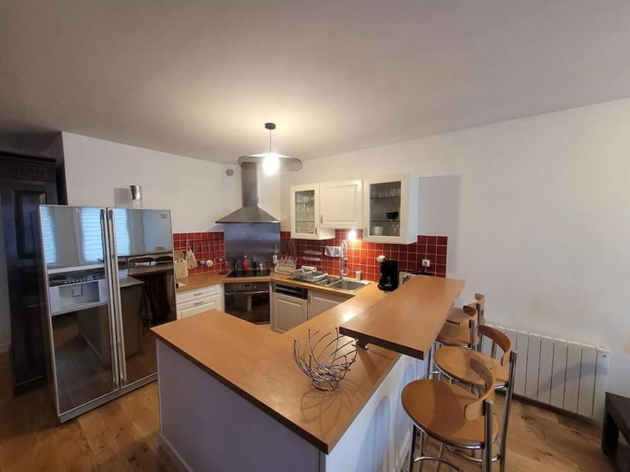 Apartment De 90m² Situe Dans Le Vieux-lille.