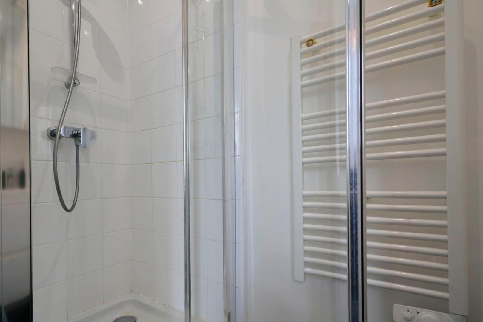 Duplex 2 Bedrooms 2 Bath Apartment Lille