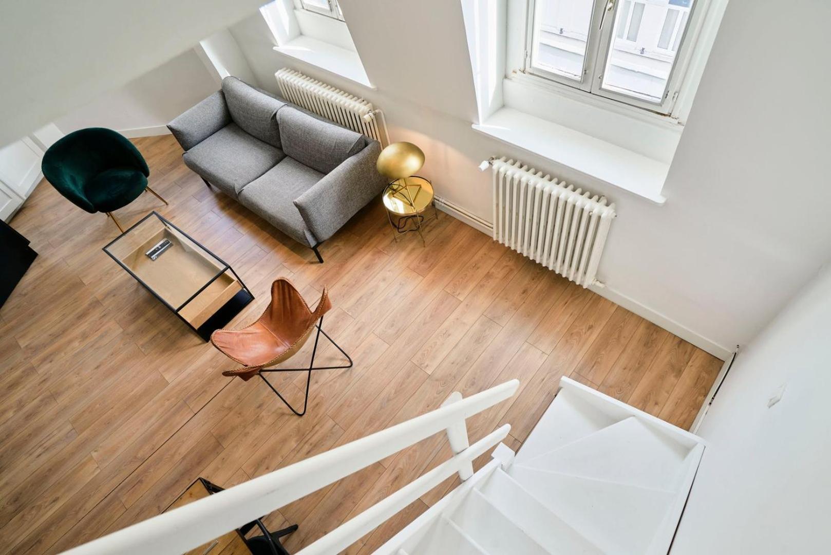 Duplex 2 Bedrooms 2 Bath Apartment