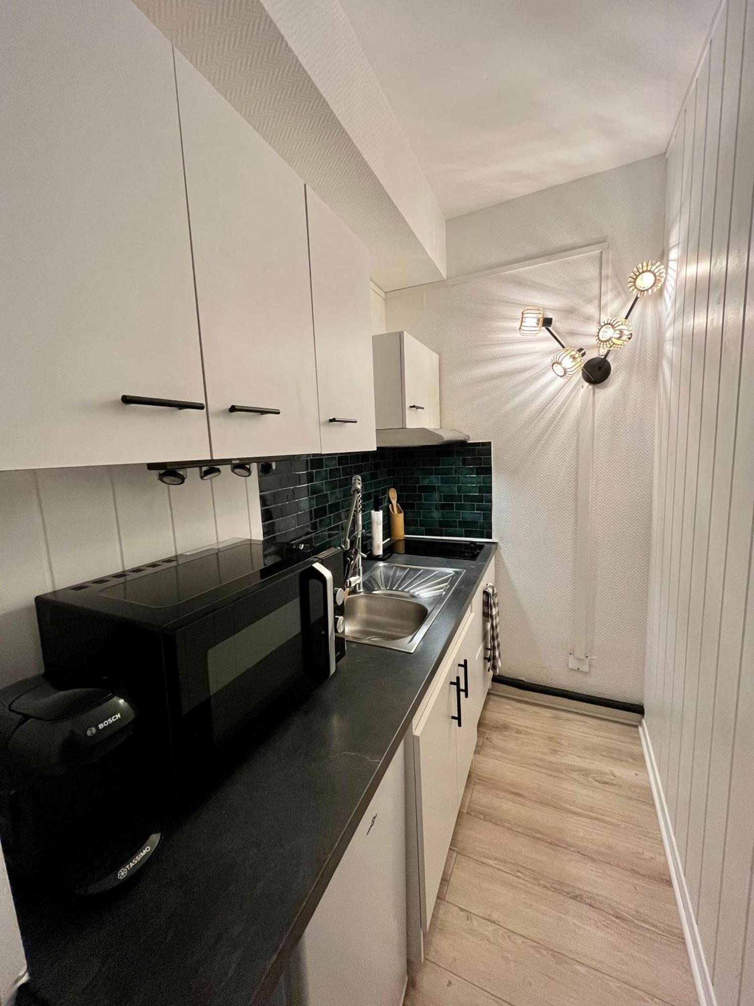 Apartment Au Colbvert - La Catho' - Vauban - Metro - Netflix - Wifi
