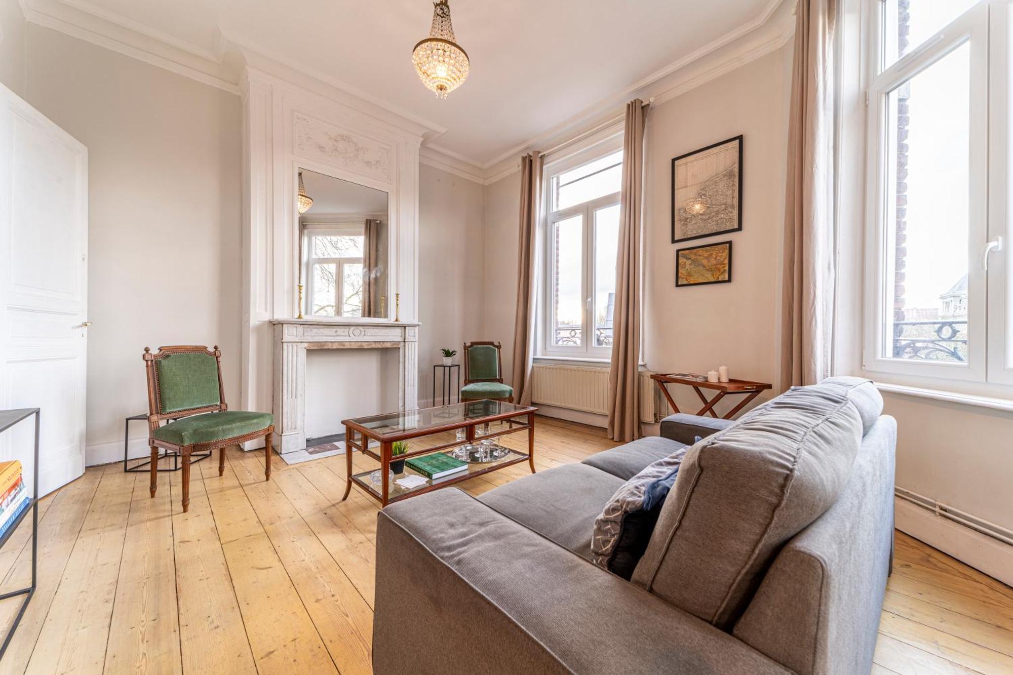 Haussmannien - - 100m2 Apartment