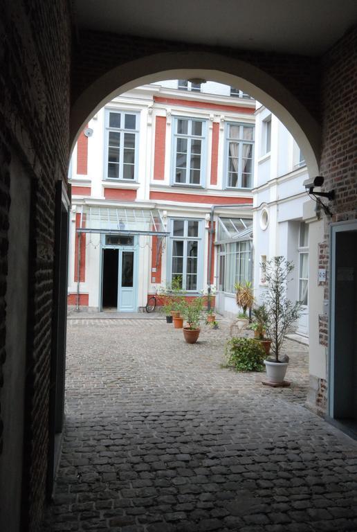 A Part - Urbains Lille