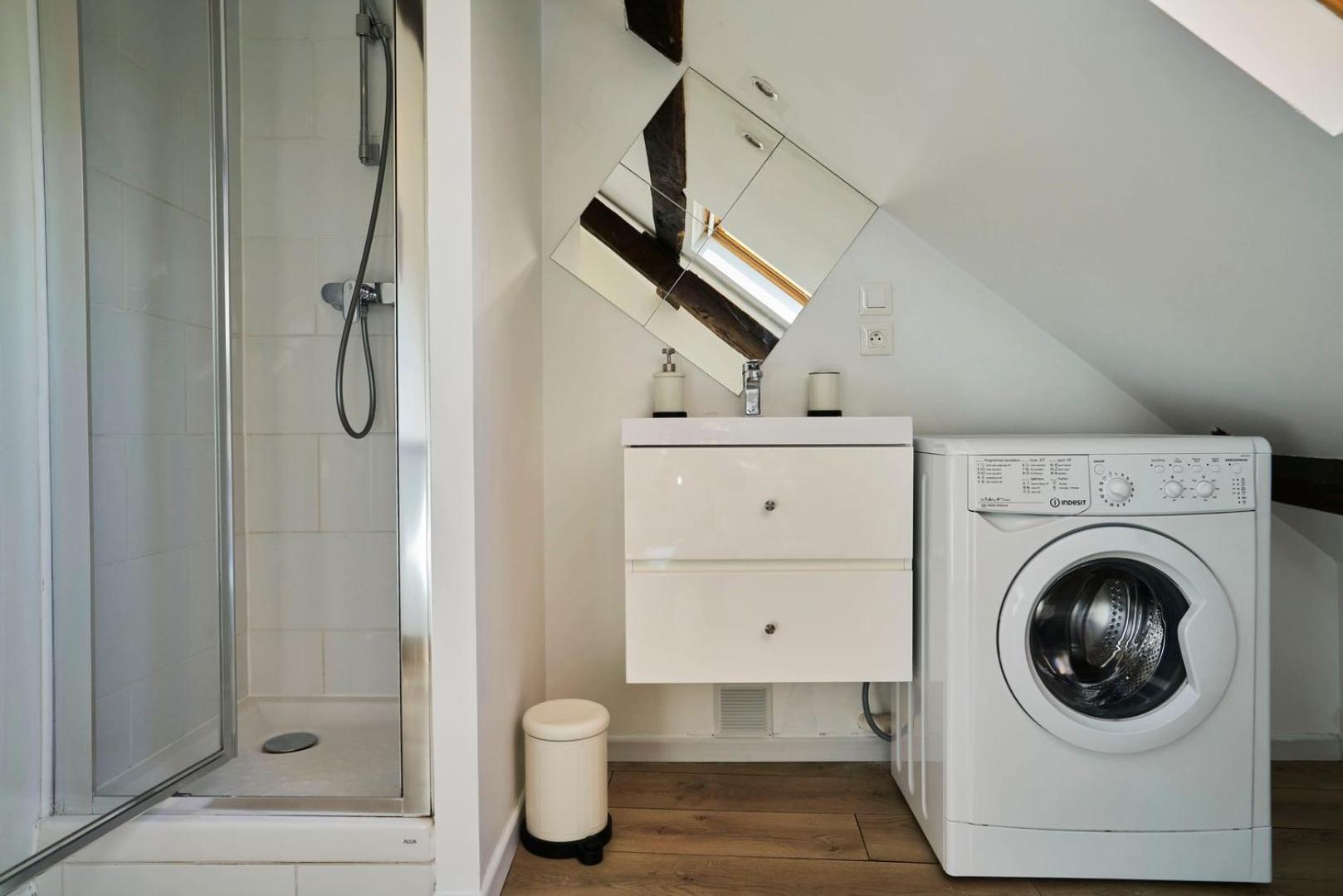 Hypercentre Gares - Small Apartment Lille