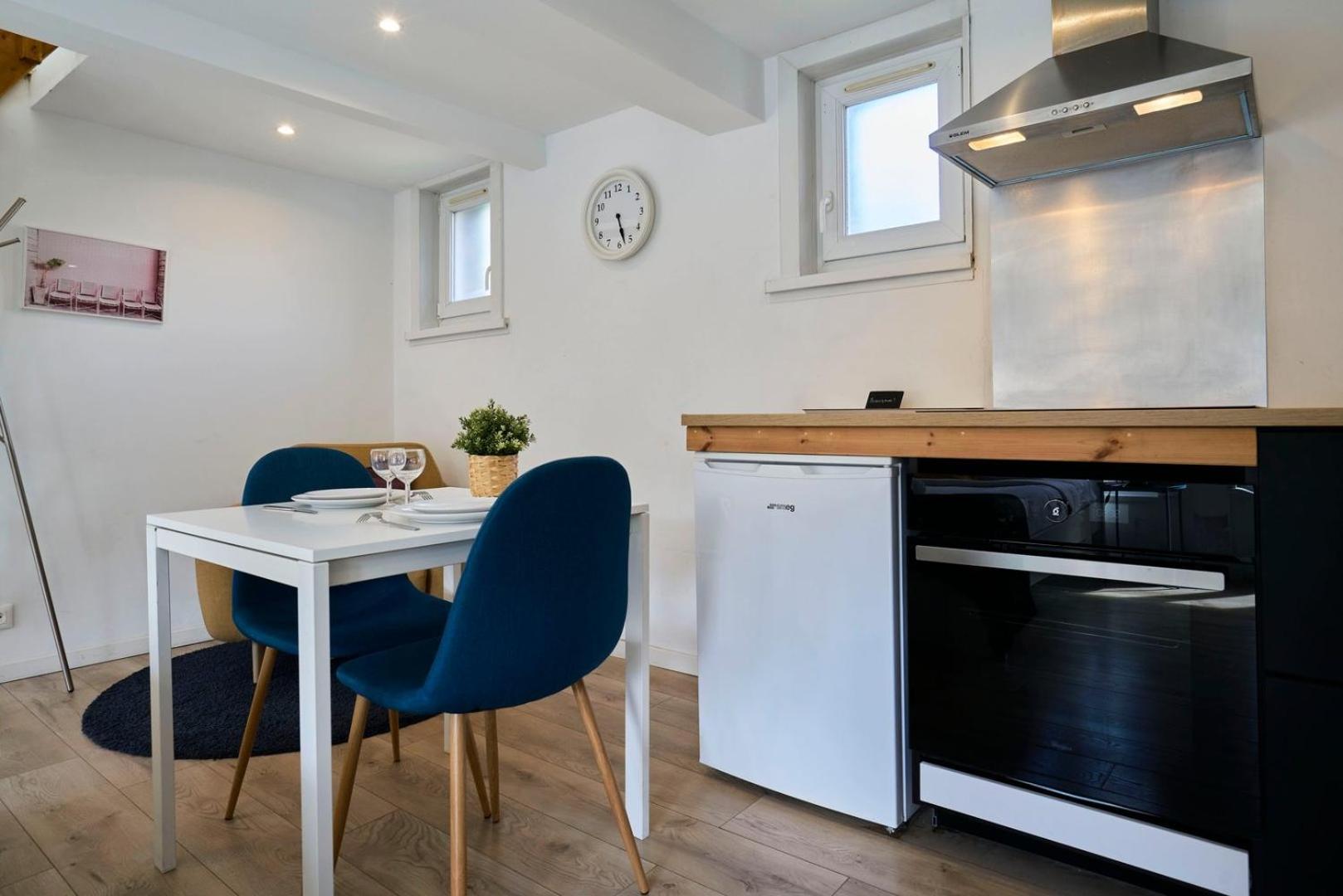 Hypercentre Gares - Small Apartment Lille