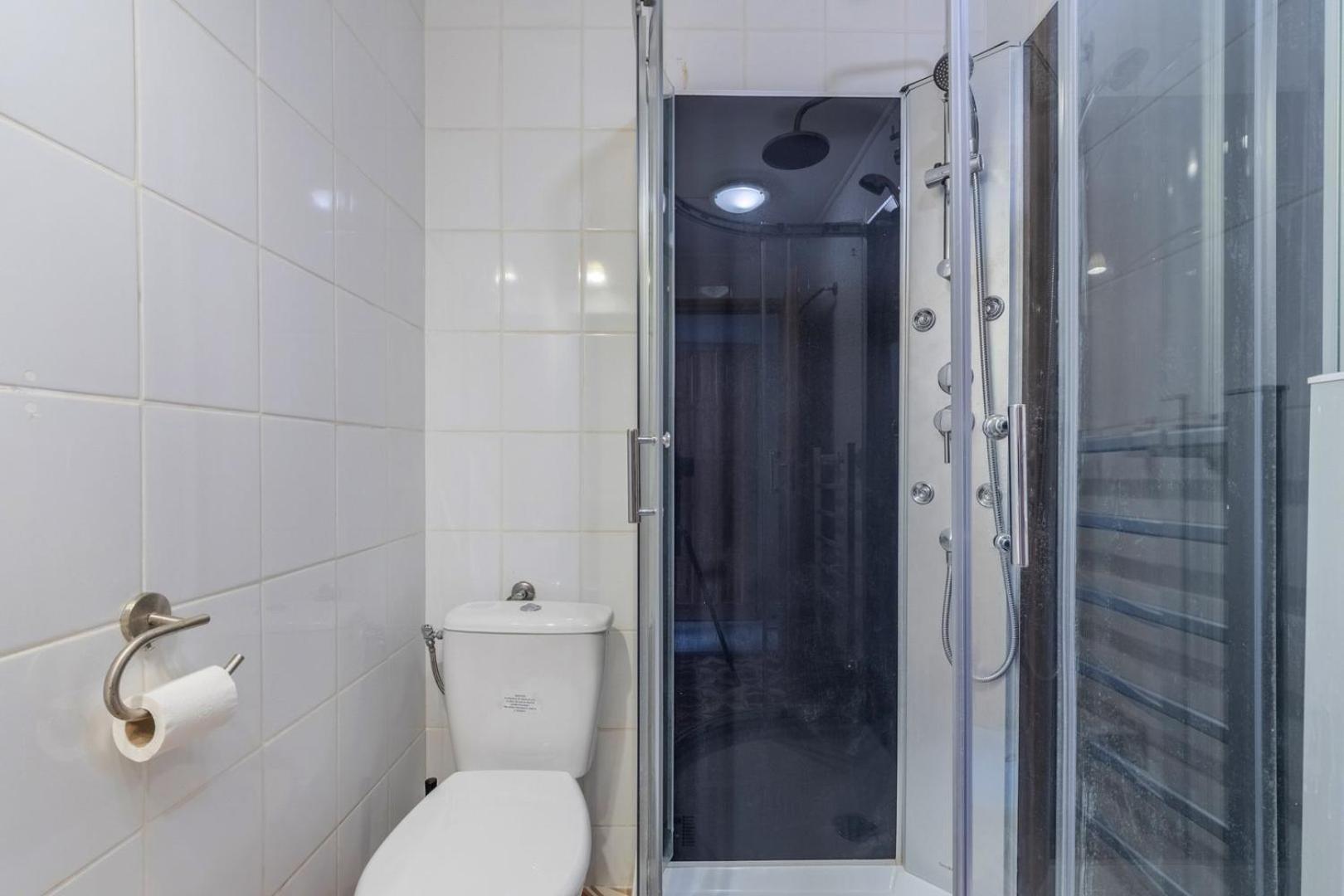 1 Bedroom Courtyard House Typical Of Old Guest house Lille