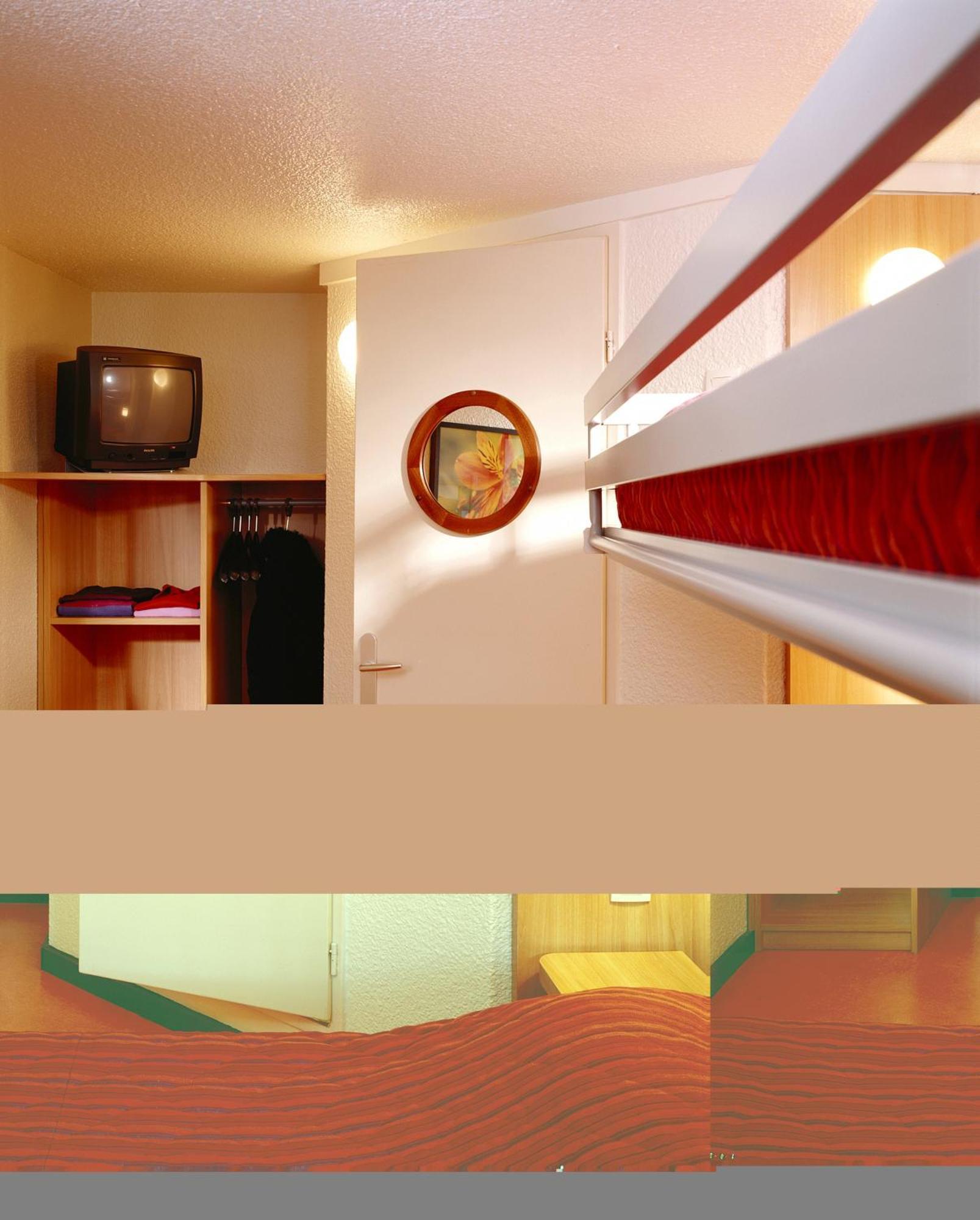 Hotel Premiere Classe Ouest - Lomme 2*