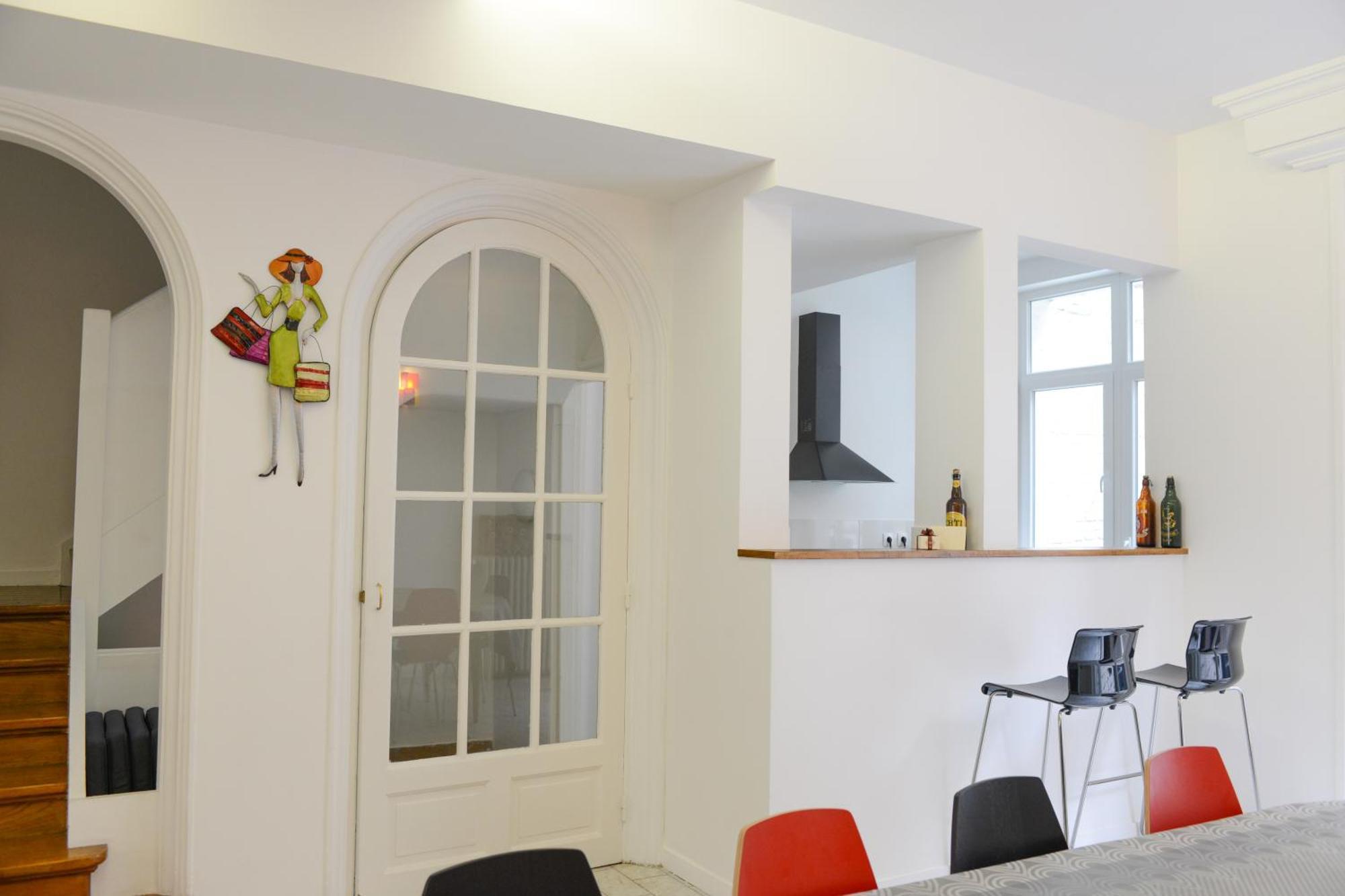 Avenue Apartment