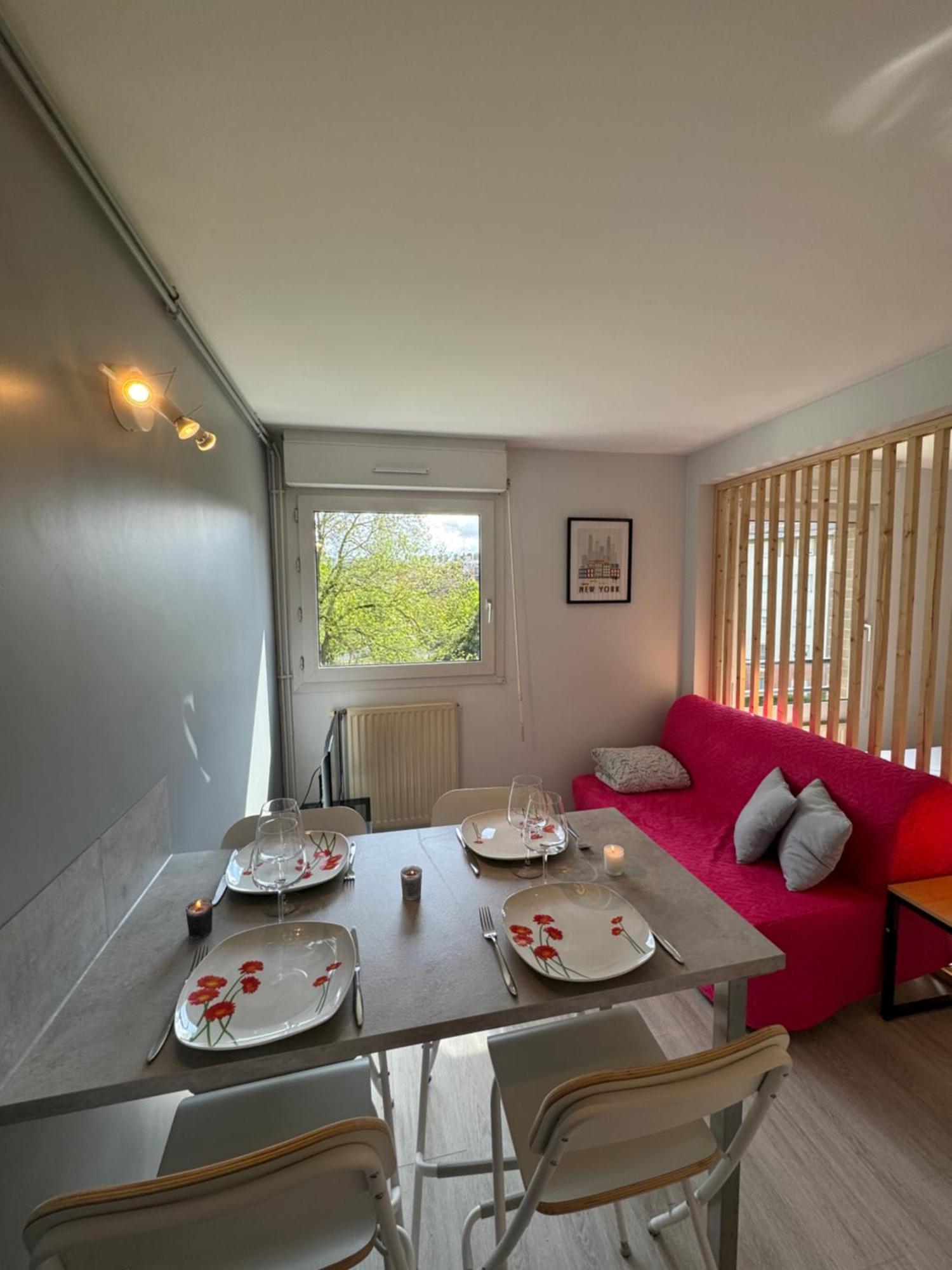 Apartment Vauban T1 Calme Avec Parking Privatif