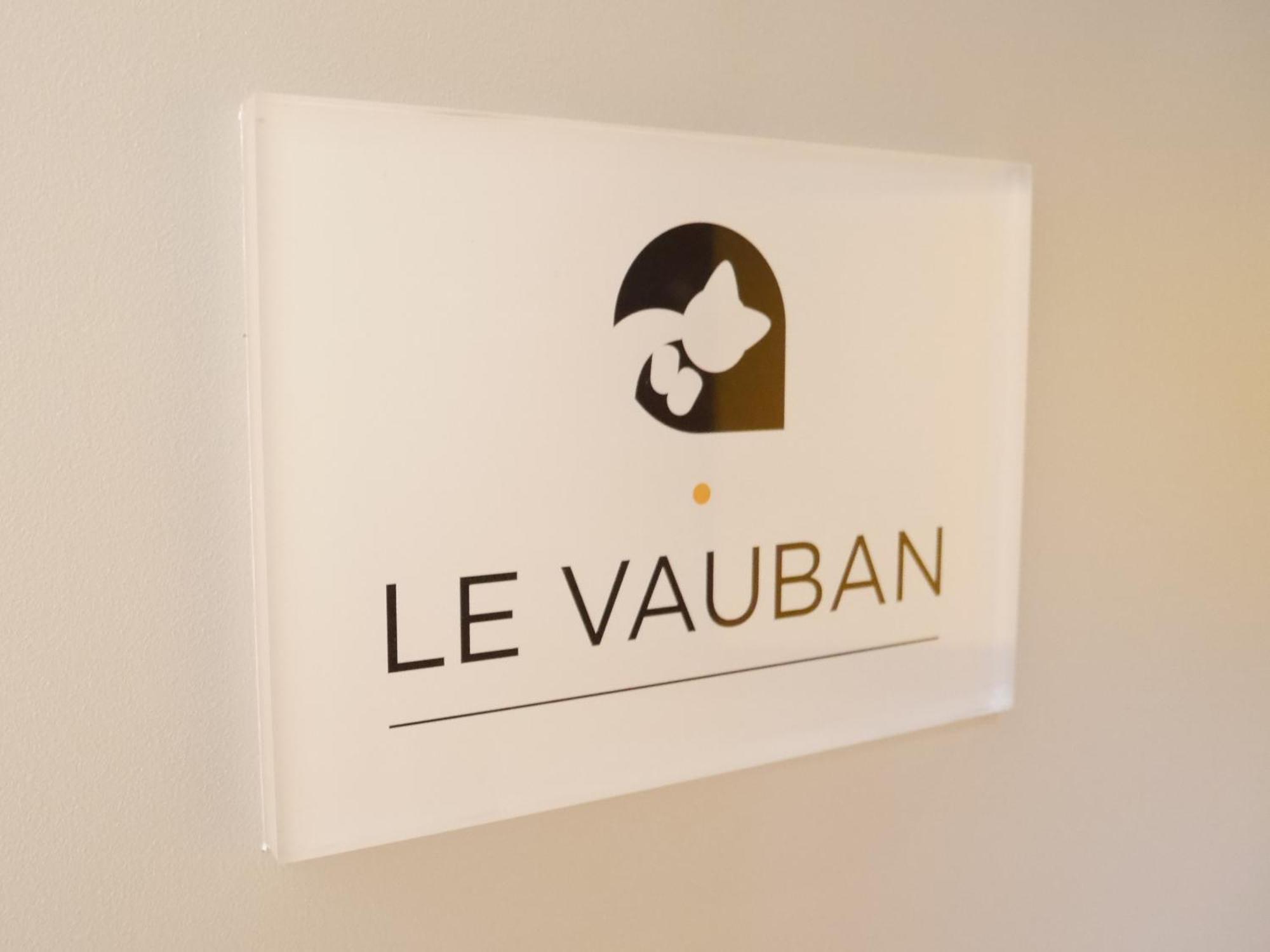Appartement Au Qui Dort - Archives 18