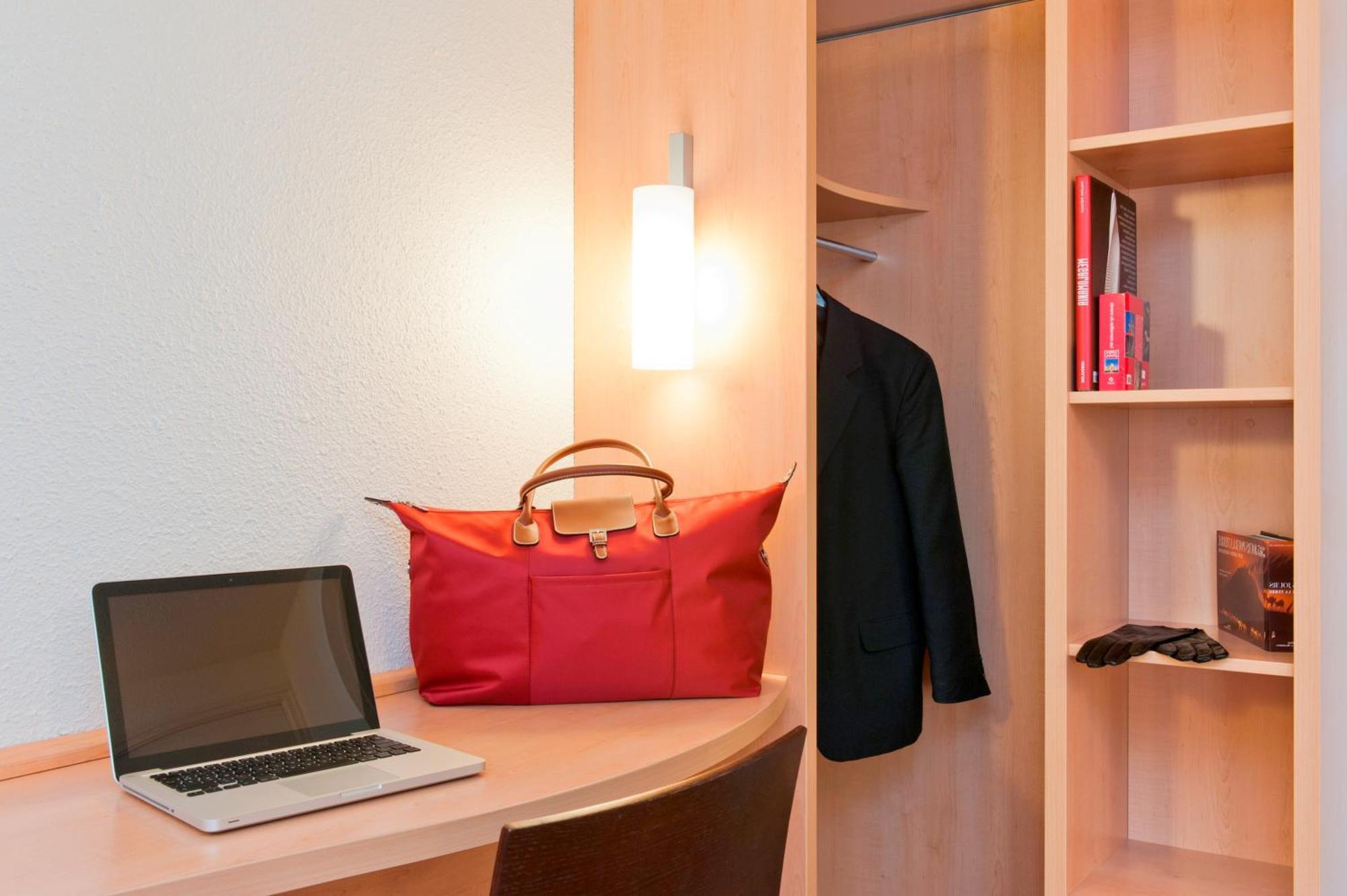 Ibis Centre Gares Hotel Lille