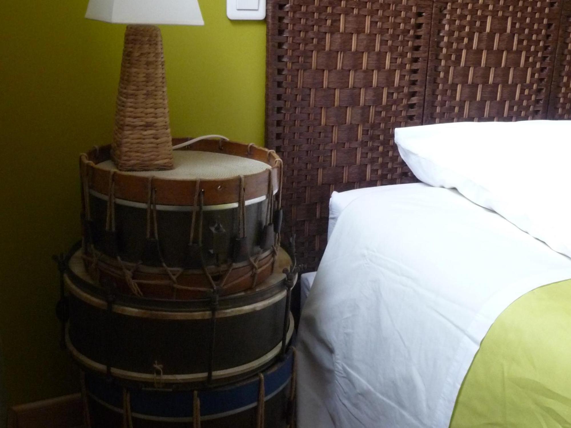 Au Troubadour Bed & Breakfast