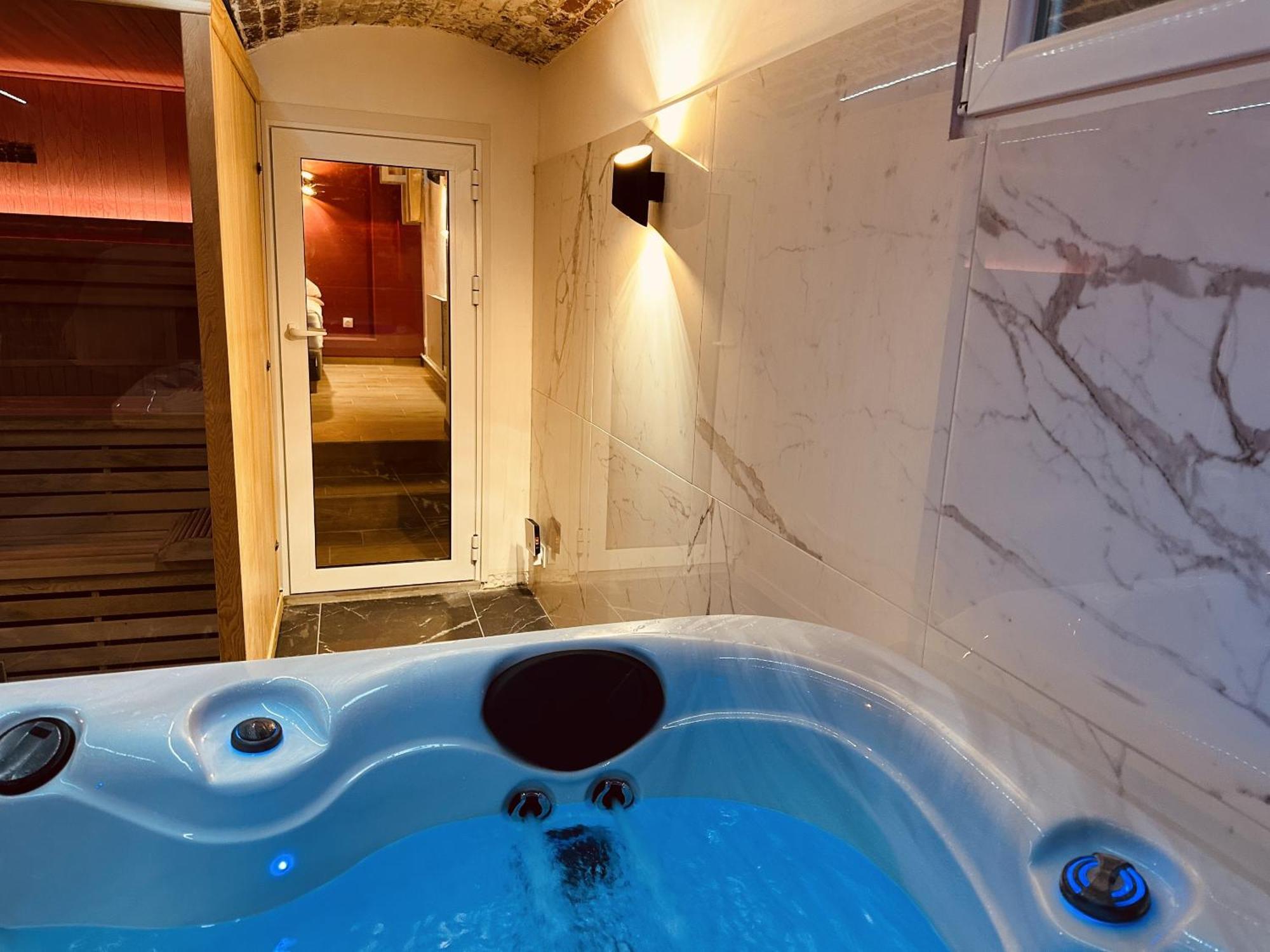 Le Bijou - Appartement, Sauna Et Jacuzzi - Appartement Lille