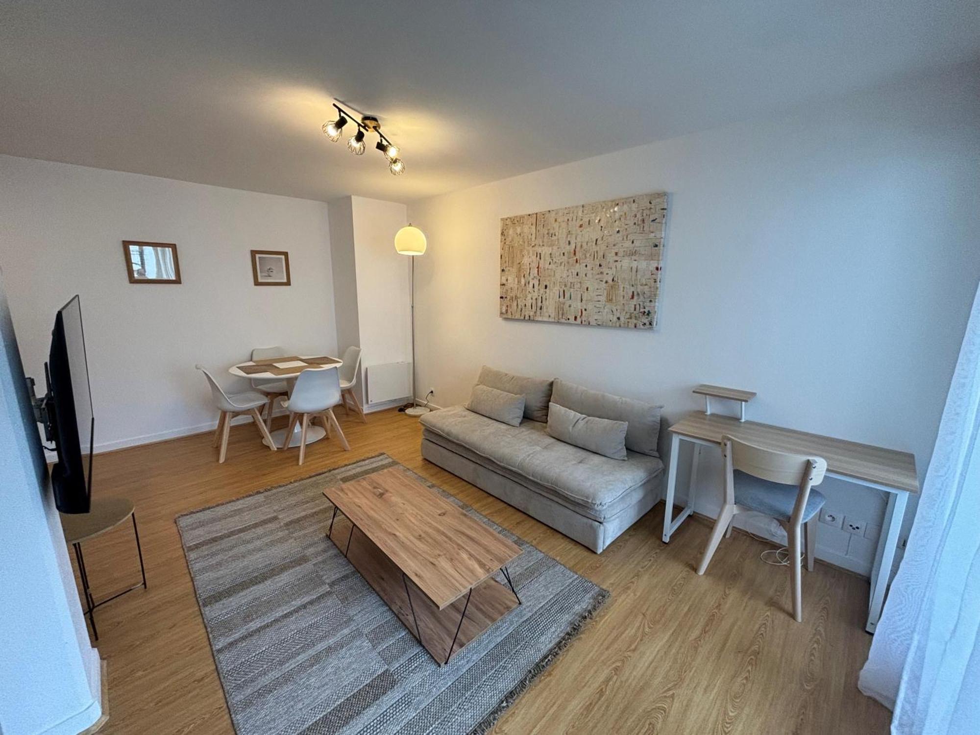F2 Lumineux Au Coeur Du Vieux Apartment