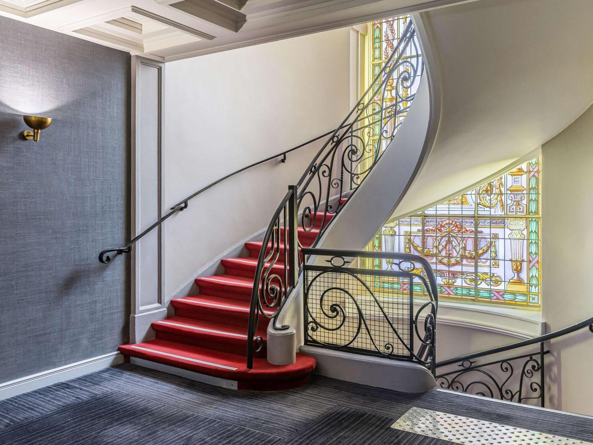 Hotel Mercure Centre Grand Place 4*