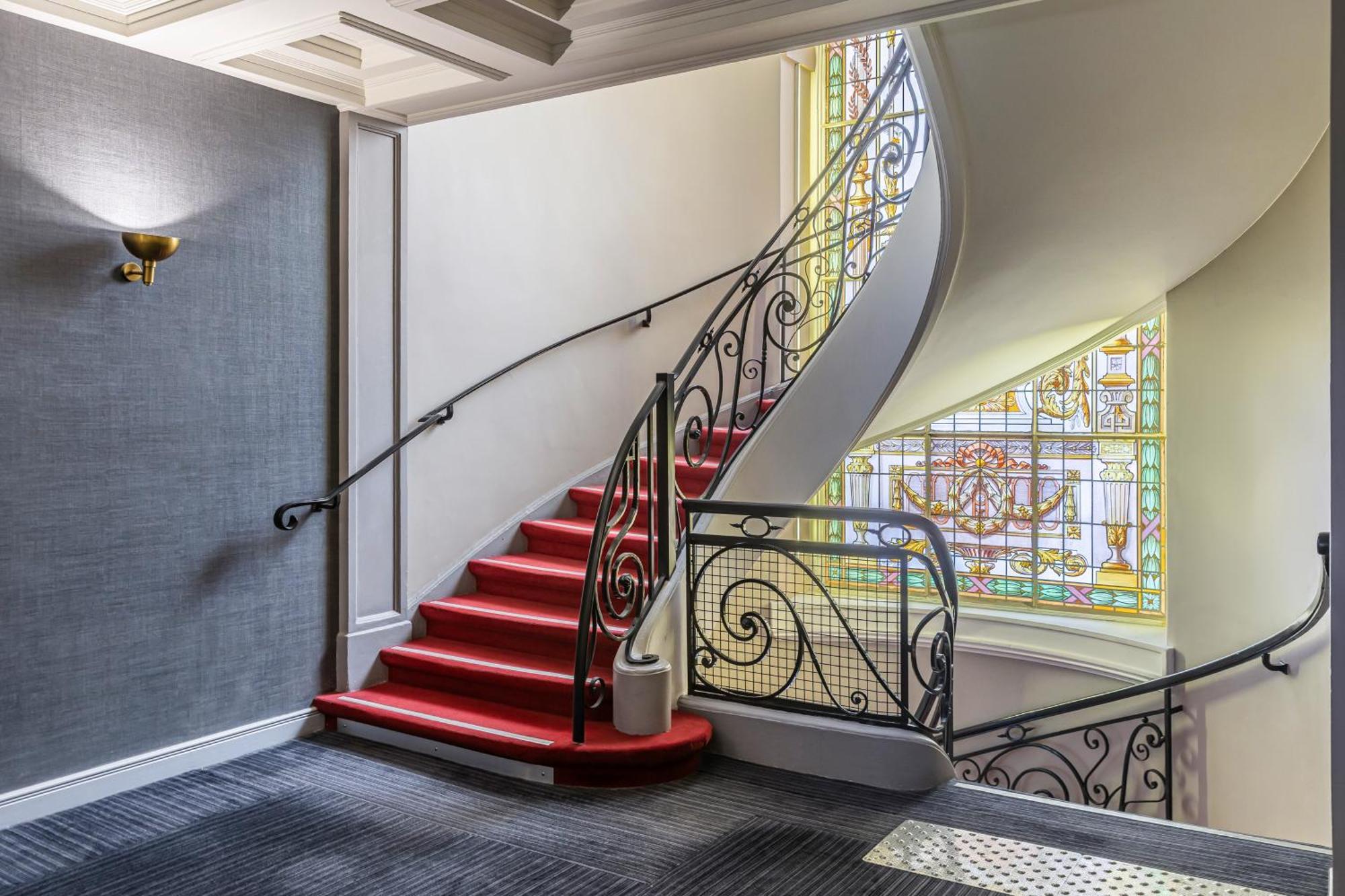 Mercure Centre Grand Place 4*