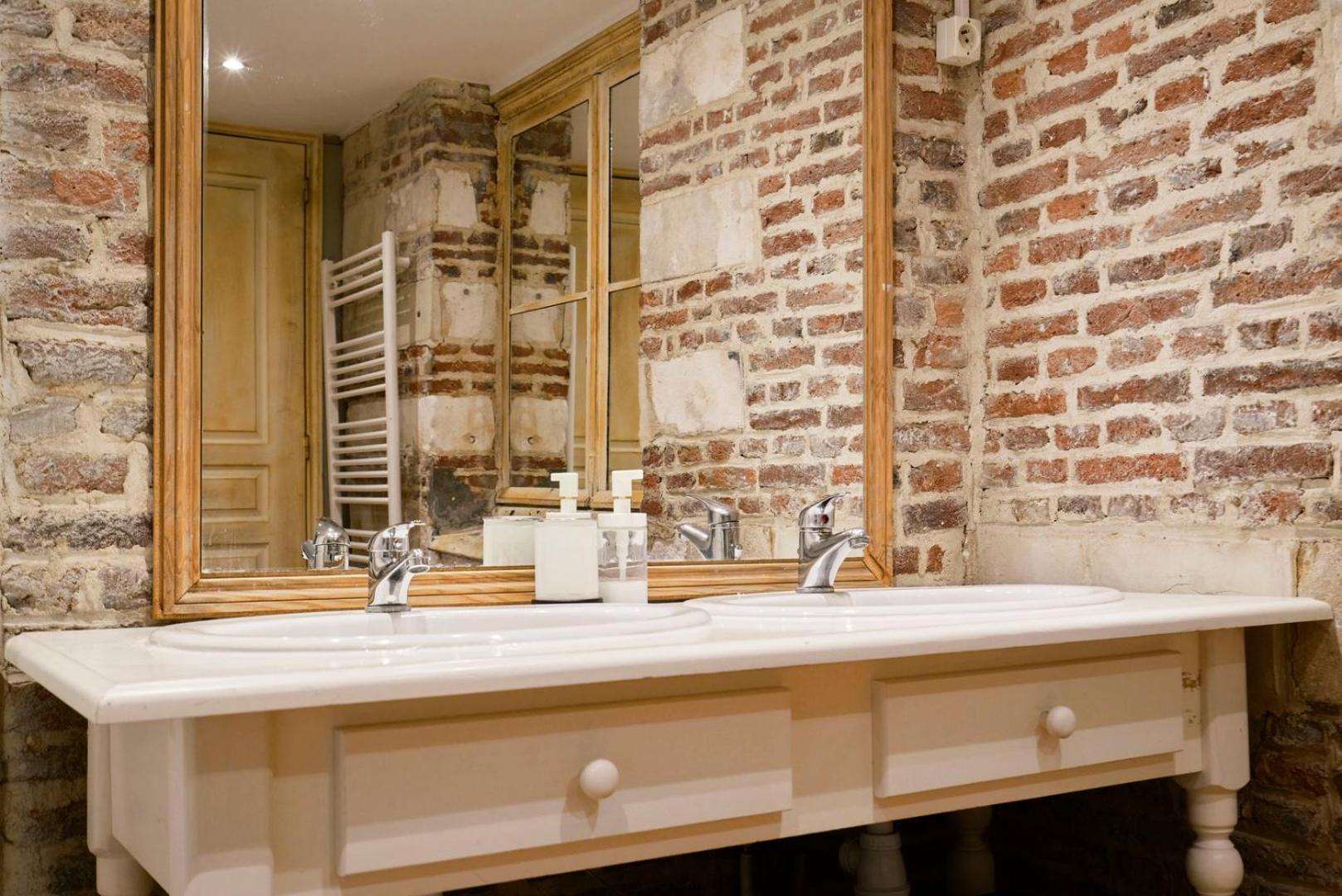 Old Charming Duplex Lille