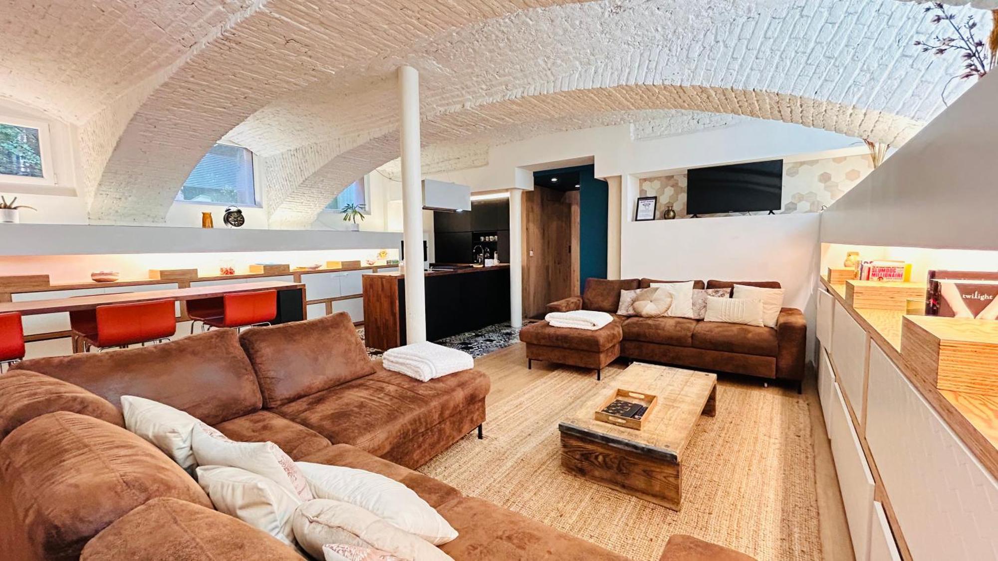 Spacieux Et Calme, 3 Chambres, Ideal Familles & Pros, Vieux