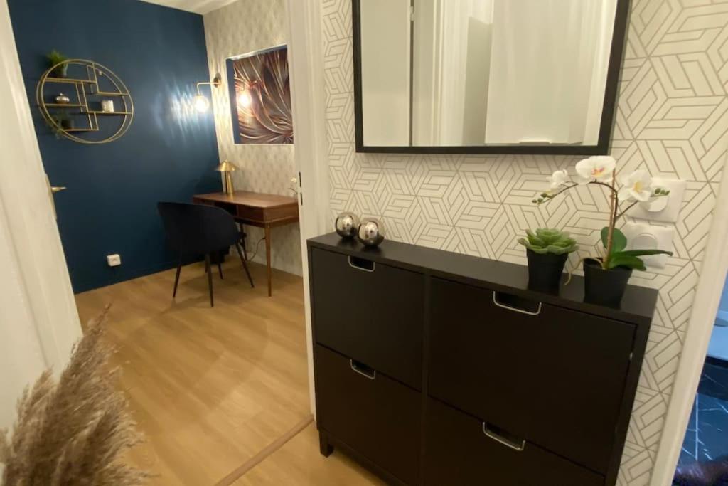 T2 Refait A Neuf ! Parc Monceau Apartment *