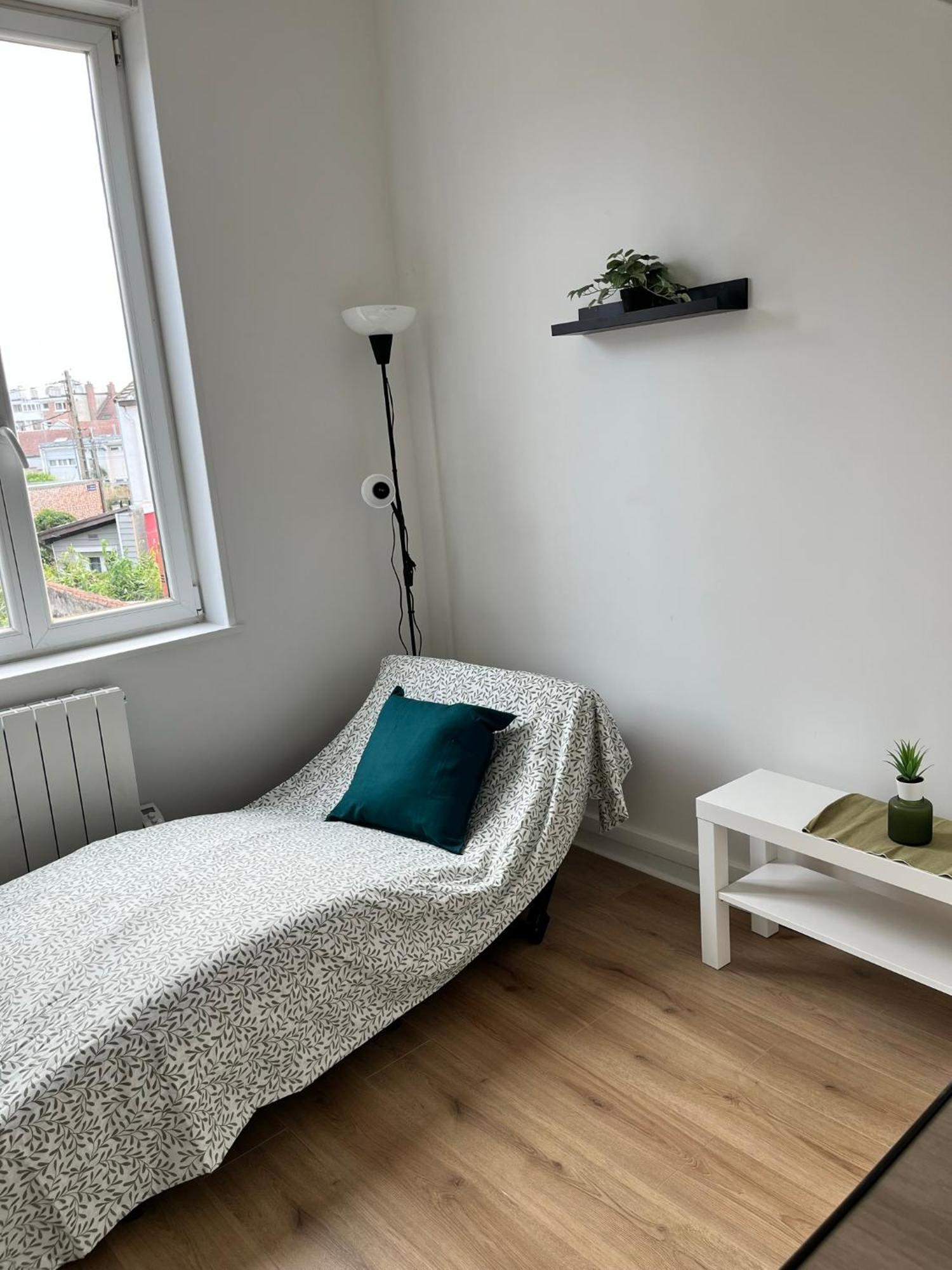 Apartment Proche De La Gare De Flandres