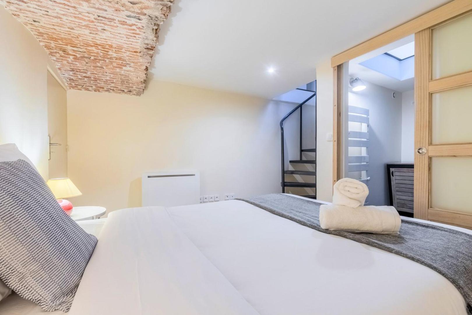 Centre - In Subplex ! 3pers Apartment *