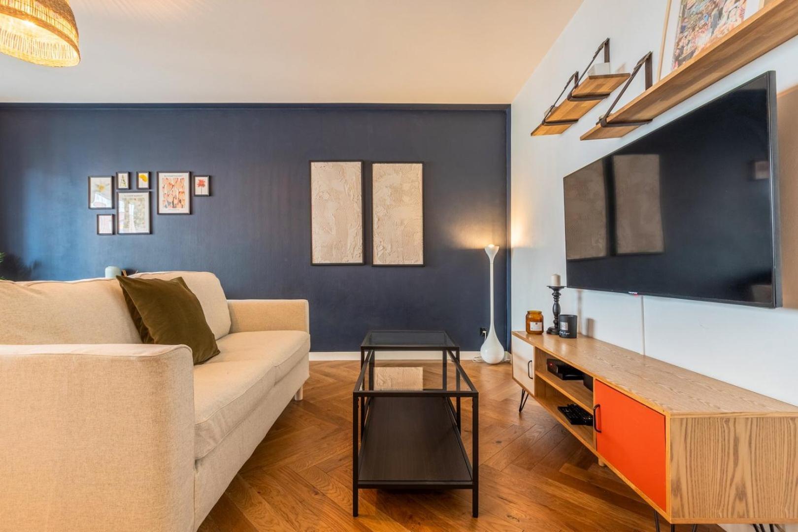 Bel Bien Situe Avec Balcon Et Parking Apartment