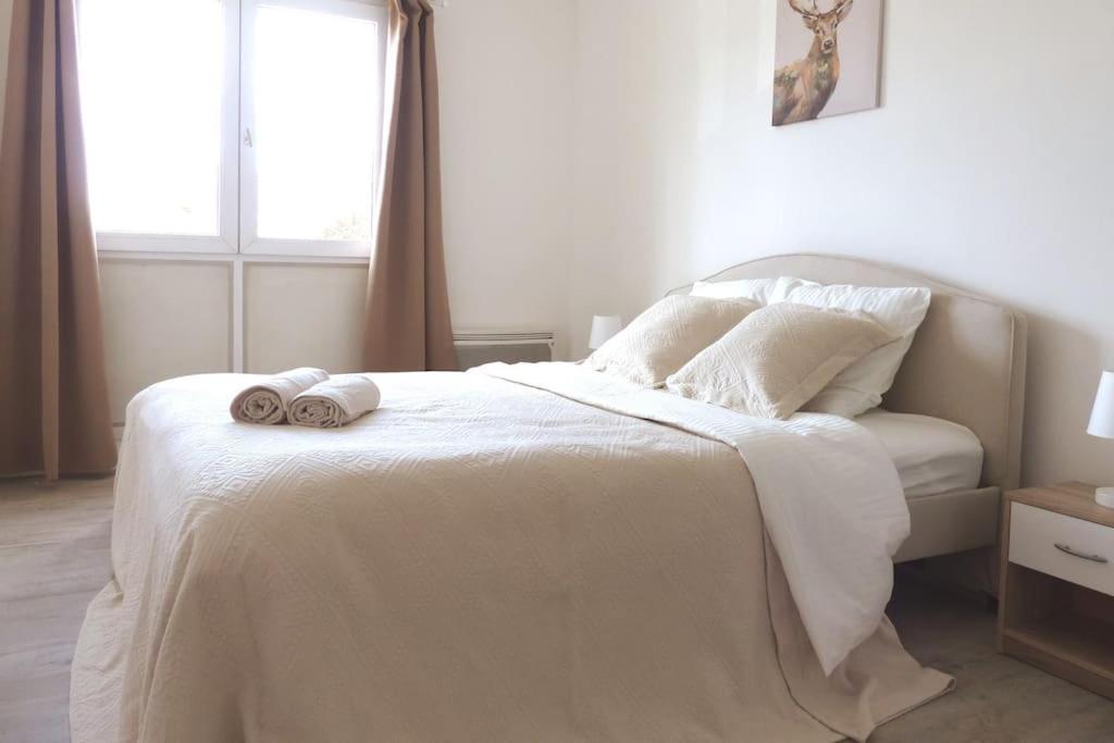 Appartement Avec 2 Et Parking Prive *