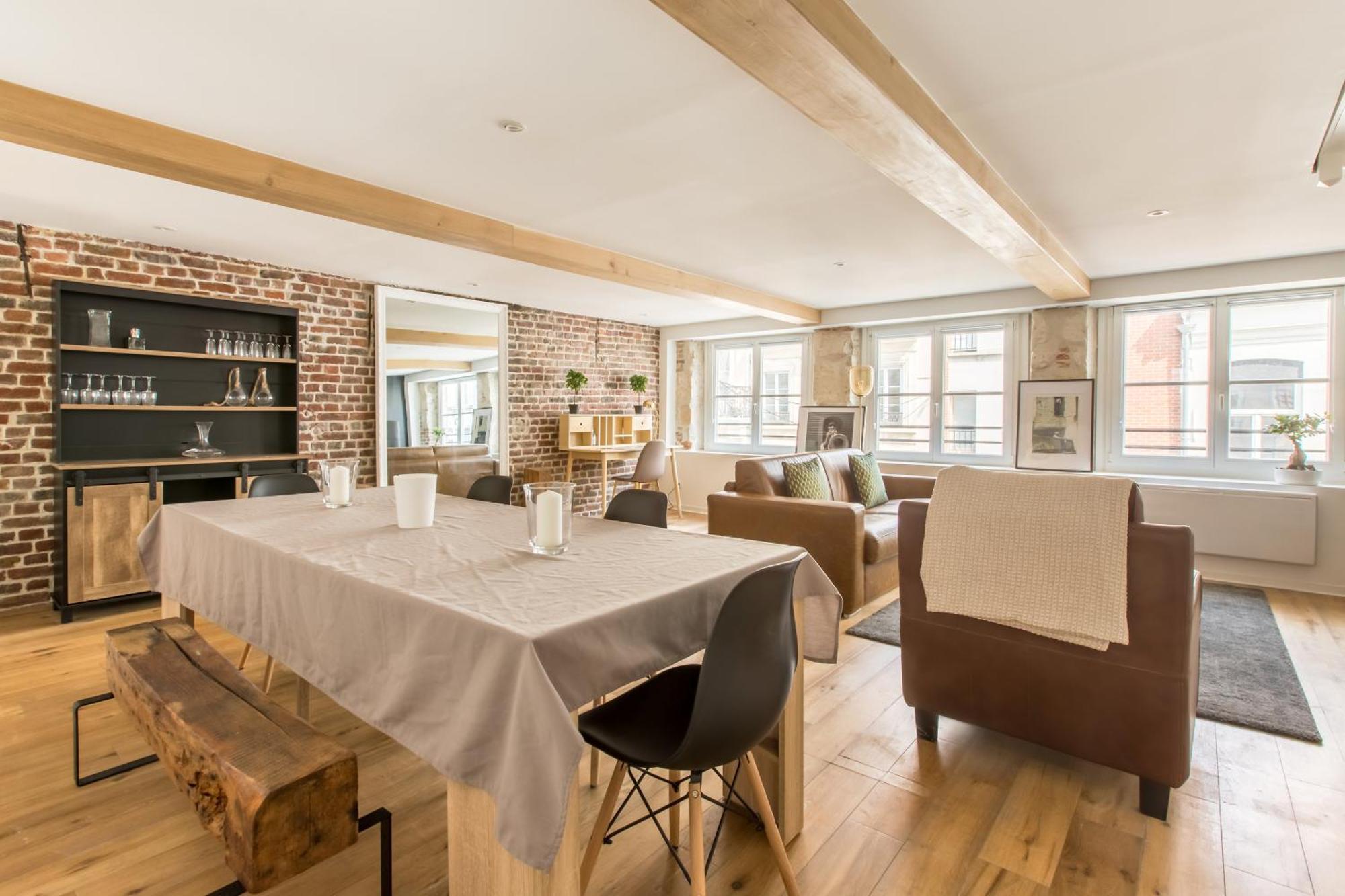 Duplex D'exception Avec Patio Prive - Hyper Centre Apartment
