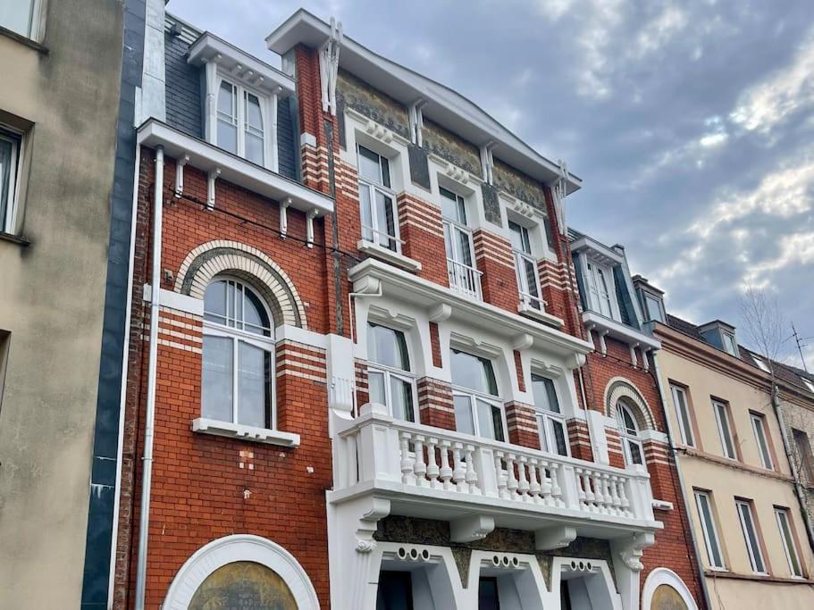 Apartment Sejour Art Nouveau Au Coeur De Wazemmes