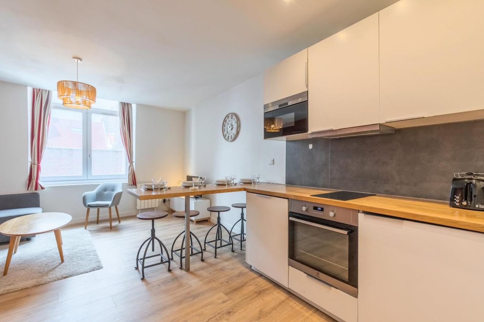 Apartment Hypercentre / Gares - Superbe T2 Equipe *