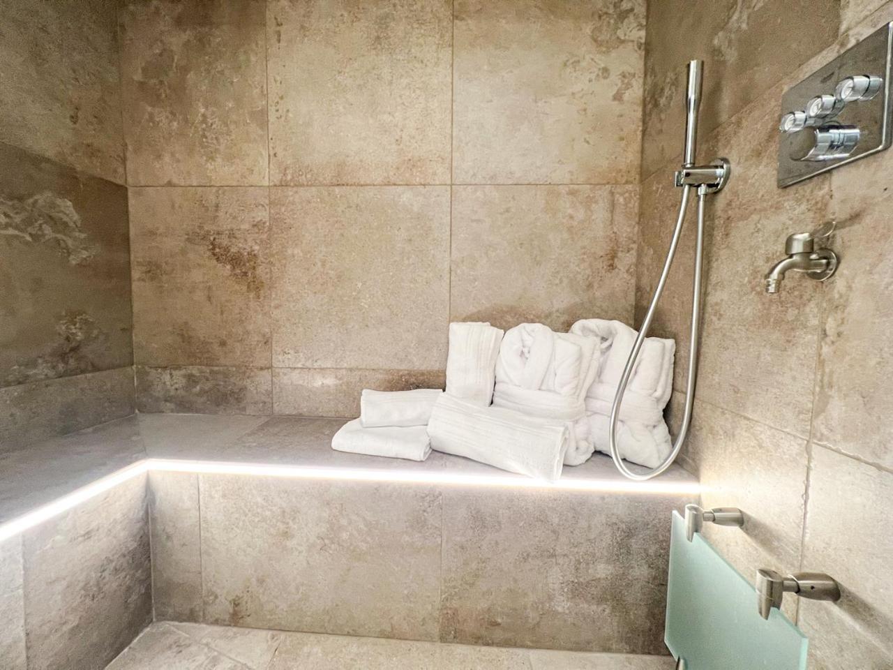 Le Switch Souplex Avec Hammam Privatif *